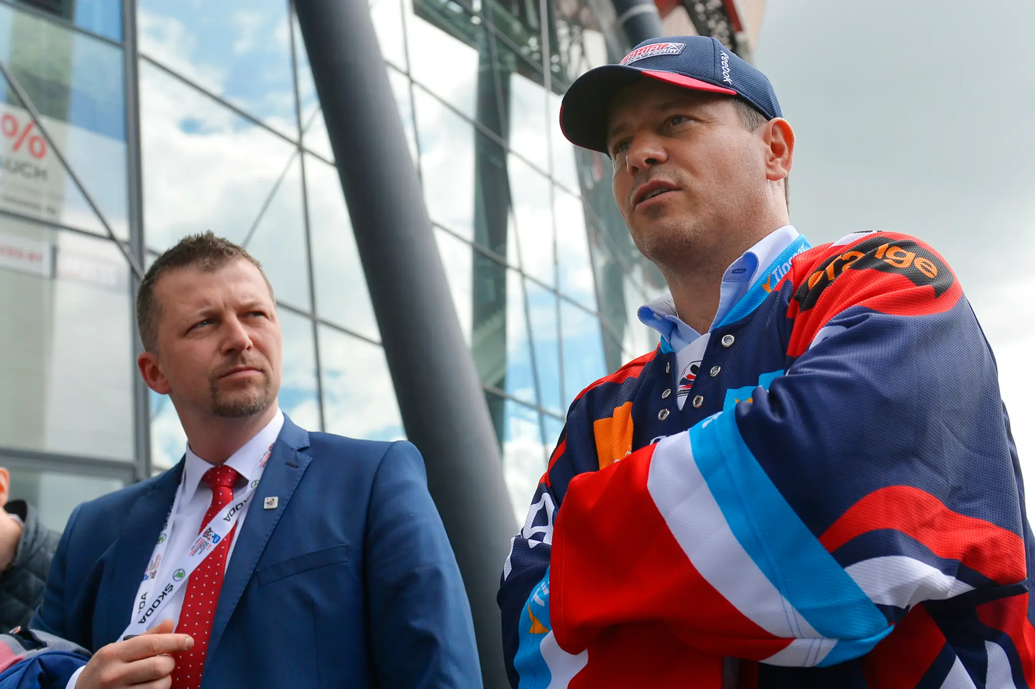 Na snímke prezident SZĽH Martin Kohút  hovorí s novinármi počas hokejových MS.