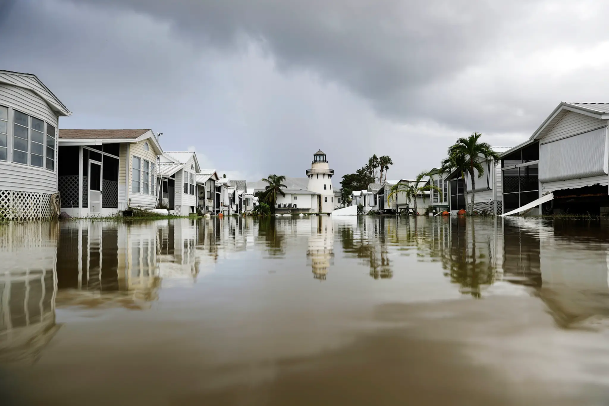 Zaplavené domy po hurikáne Irma v Everglades City na Floride.