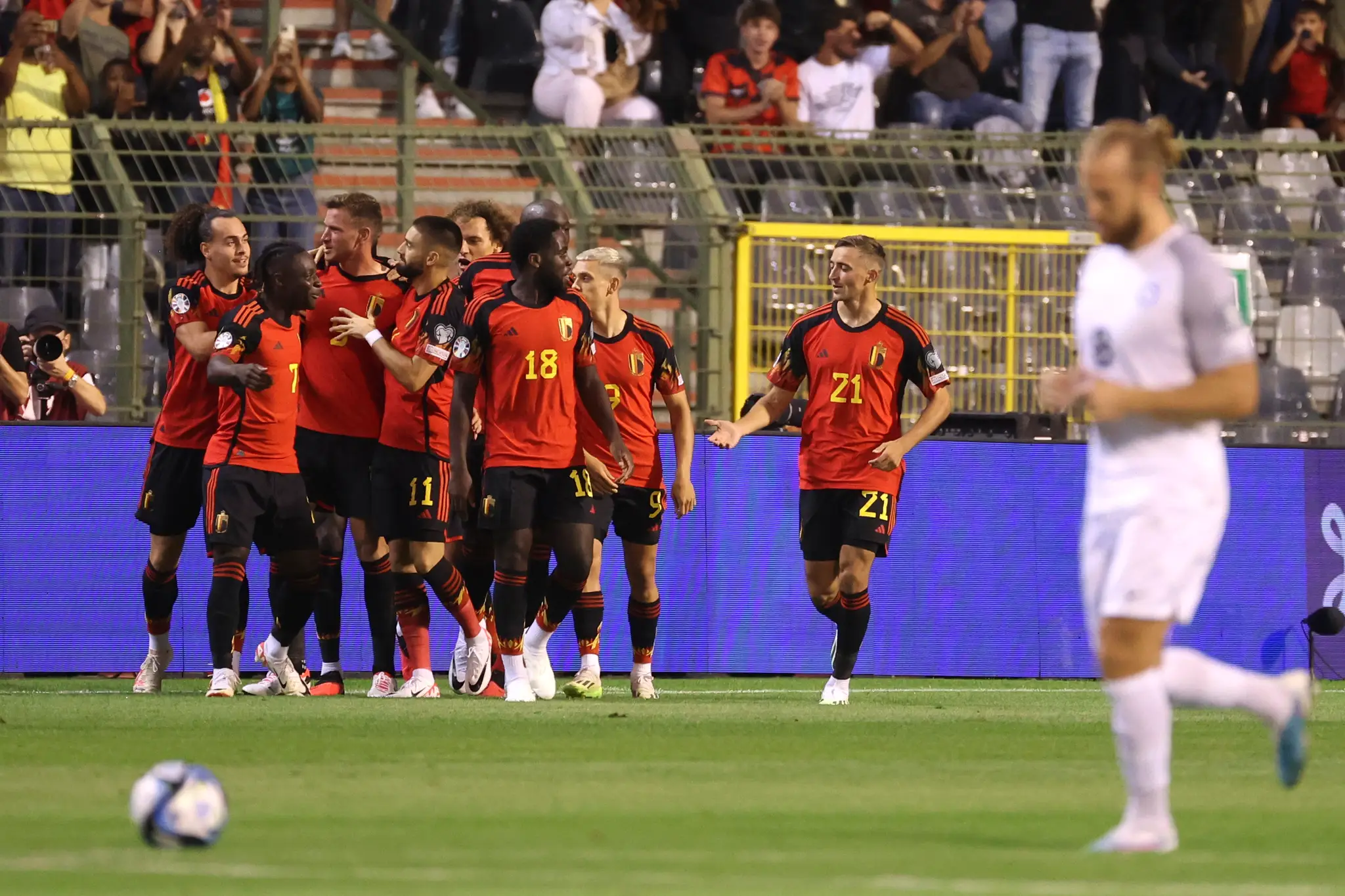 Belgickí futbalisti sa tešia z gólu