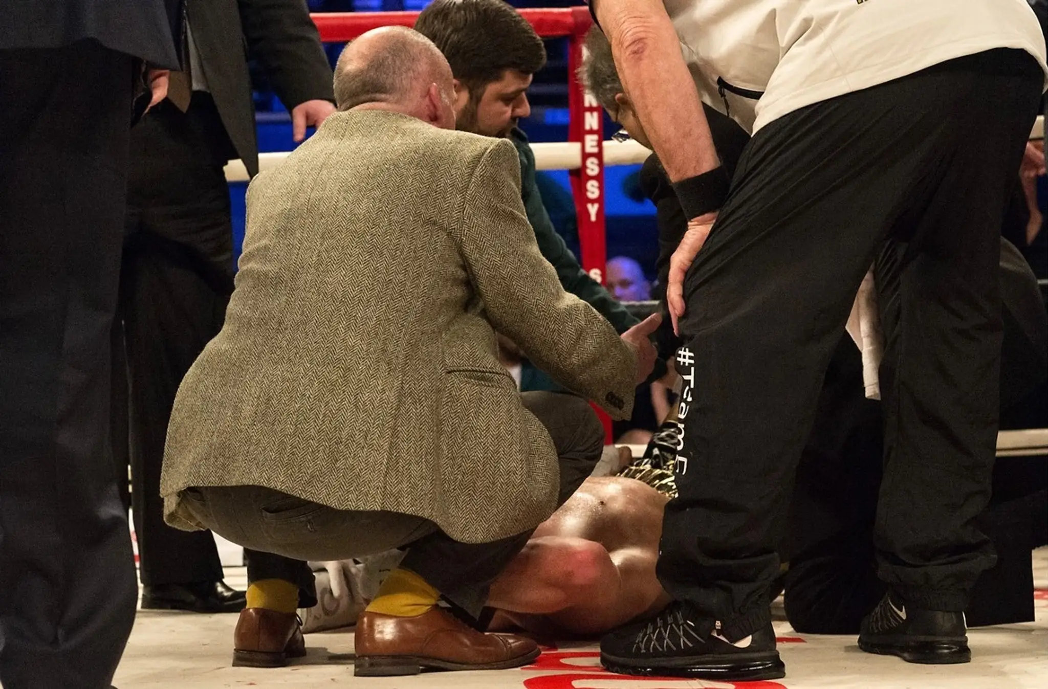 Nick Blackwell skončil po K.O. v kóme.