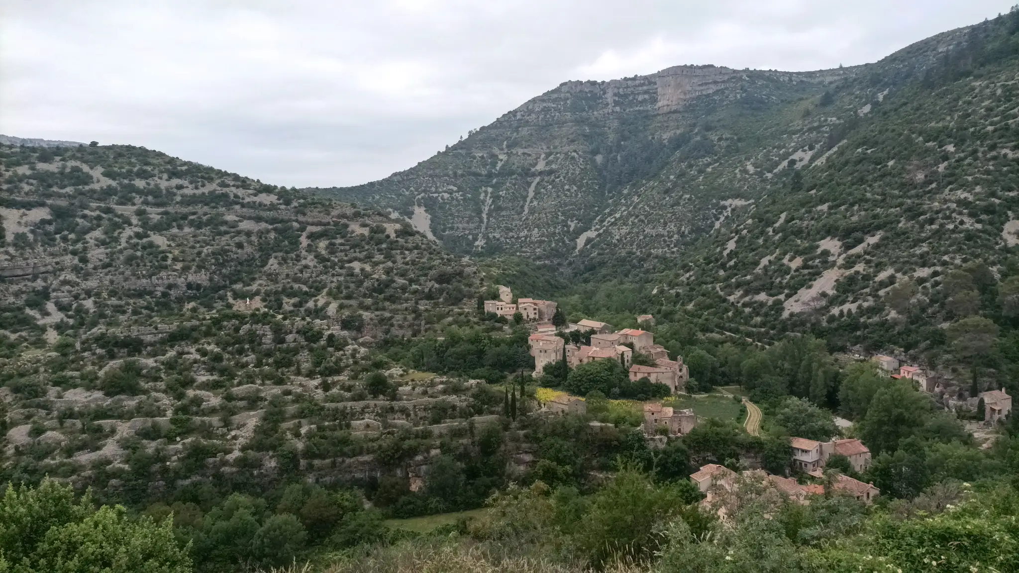 Deväťdesiaty druhý deň na ceste: Francúzsko, neďaleko dediny Saint-Maurice-Navacelles.