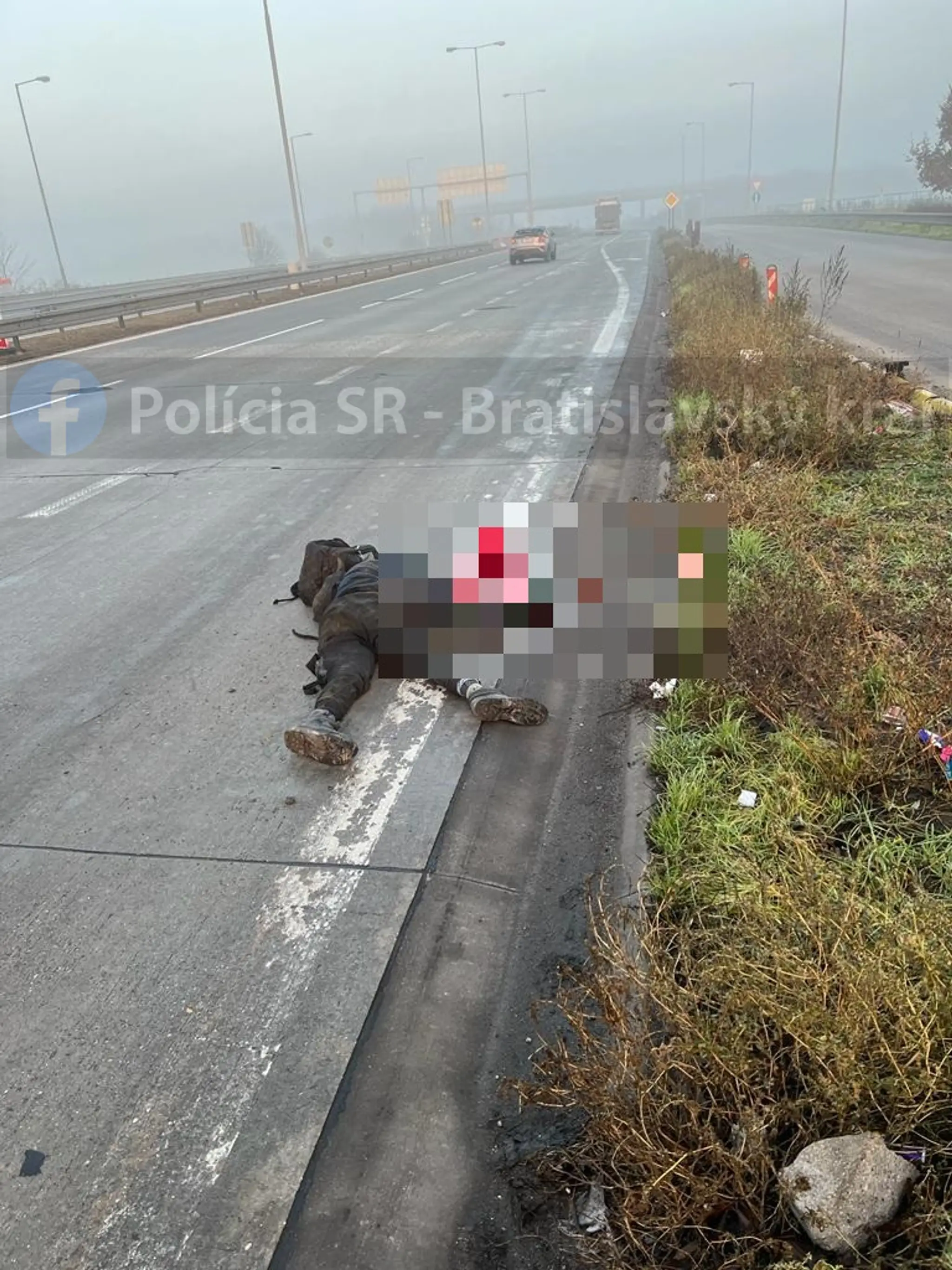 Bezvláne telo ležalo na ceste v pripájacom jazdnom pruhu diaľnice D2 v smere na Slovensko 