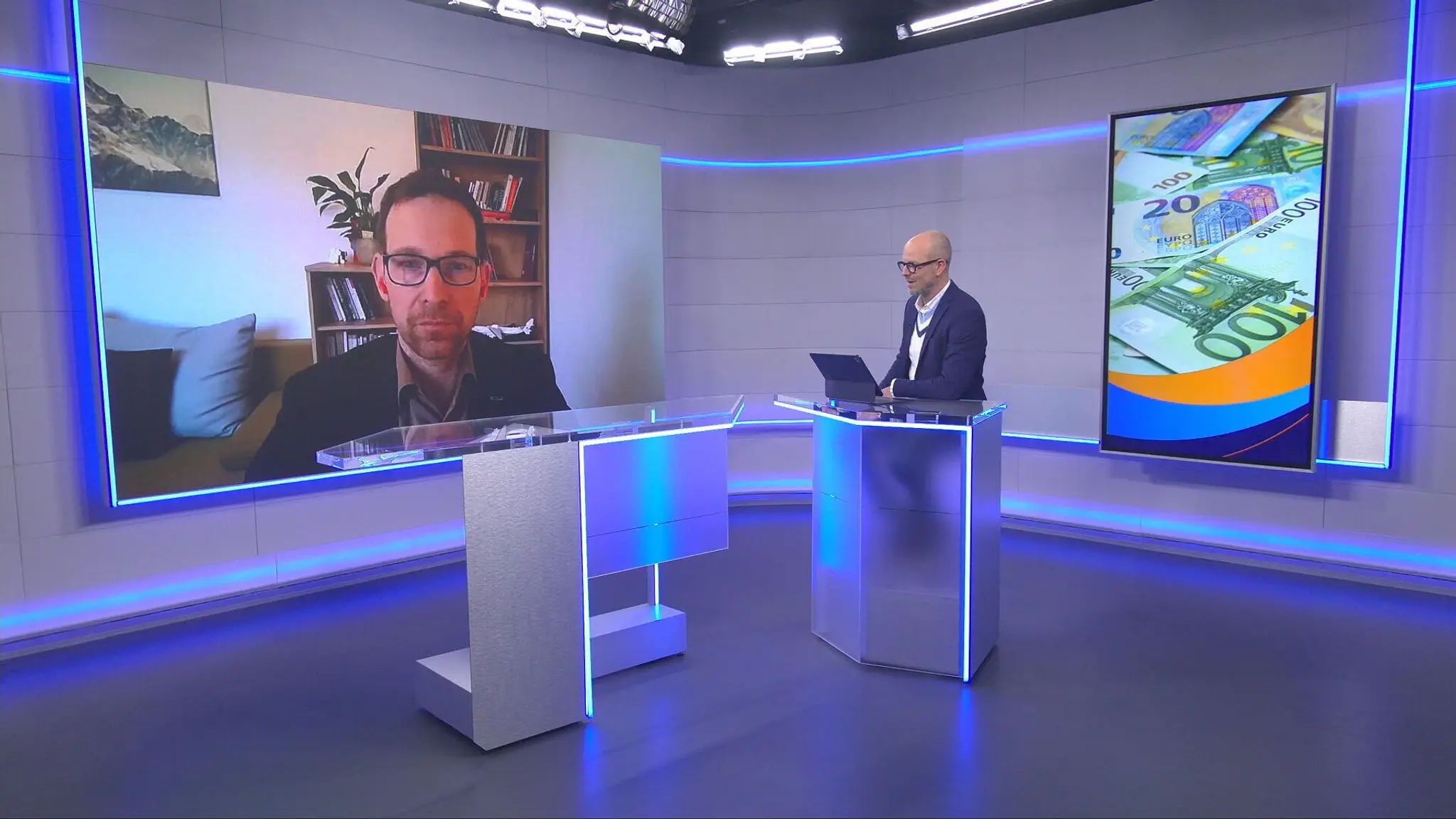 Rozhovor s analytikom Martinom Vlachynským.