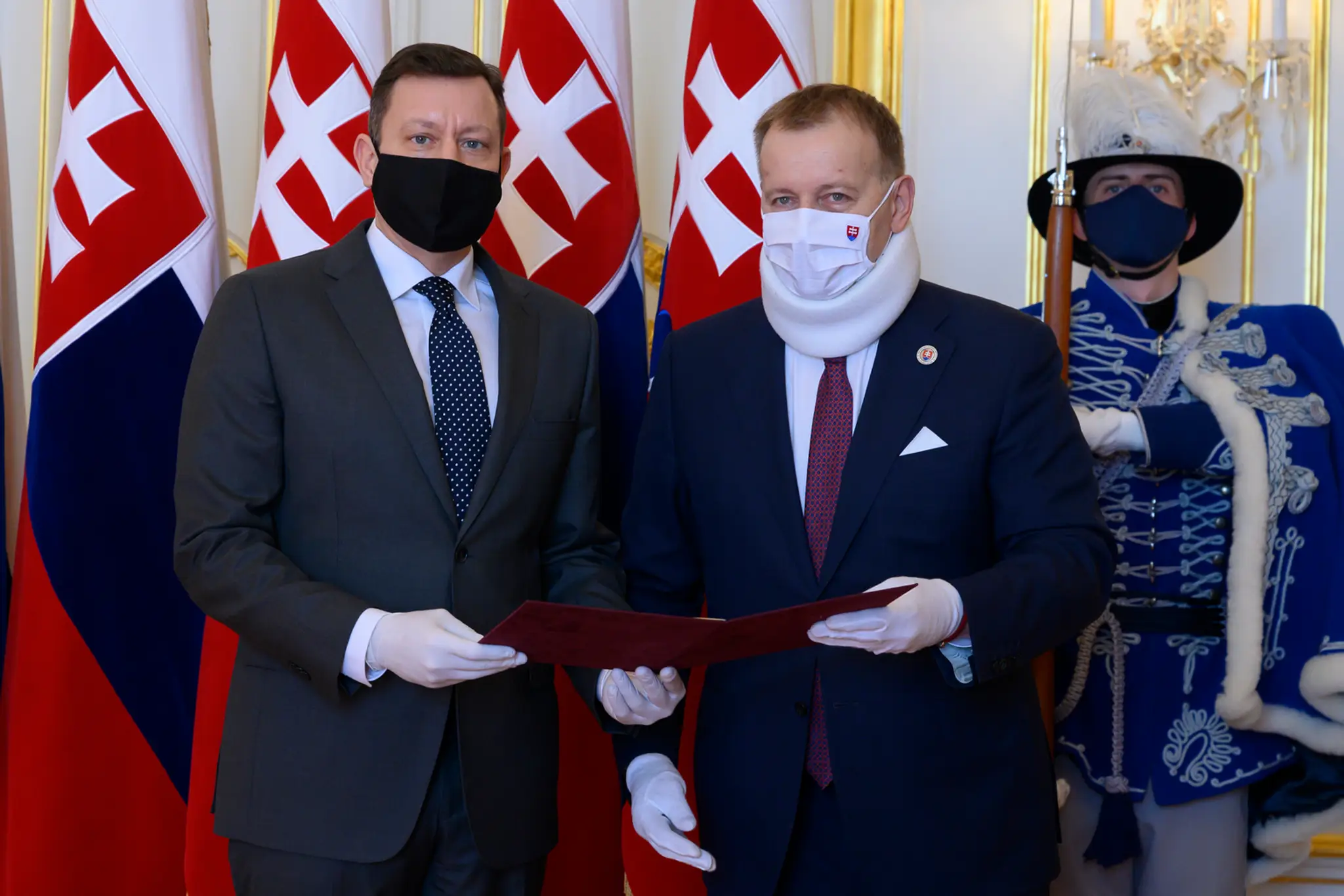 Lenka prehrala boj s COVID-om.