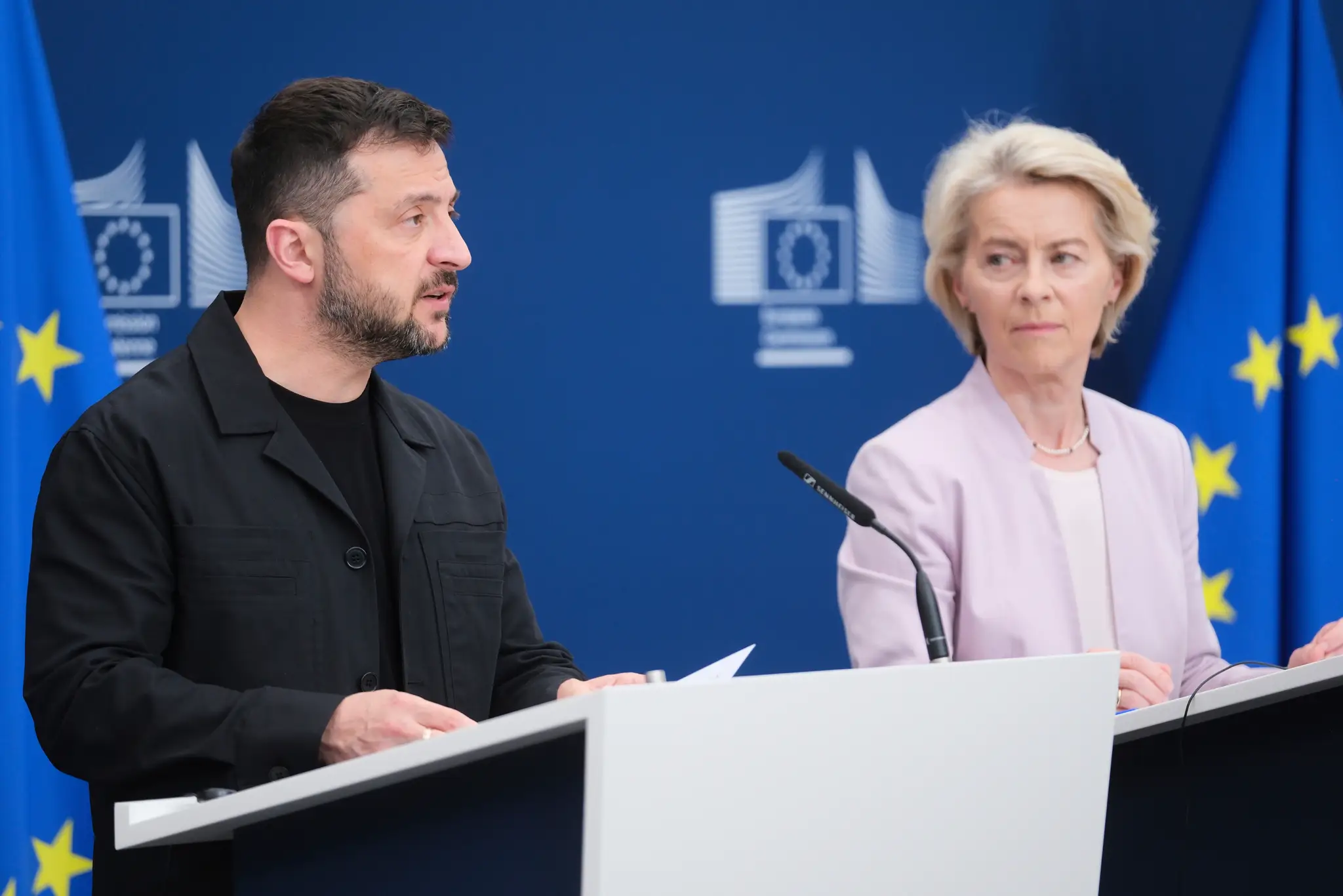 Volodymyr Zelenskyj a Ursula von der Leyenová