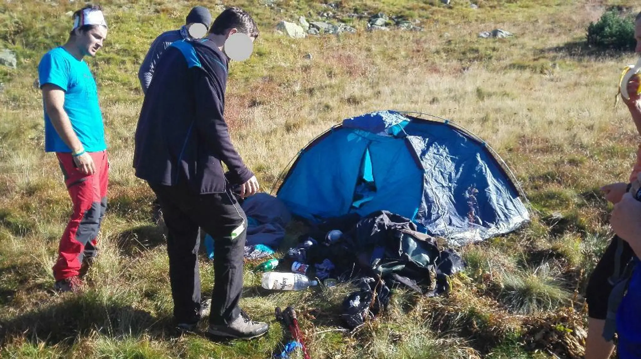 Napadnutí turisti si prišli po svoje veci