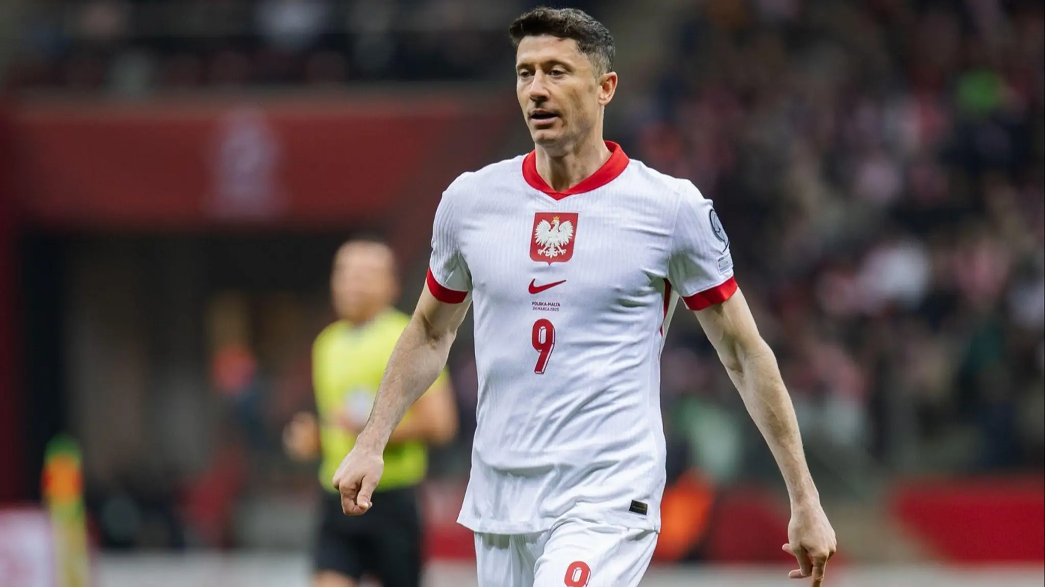 Robert Lewandowski dočasne skončil v reprezentácii. (cropped)