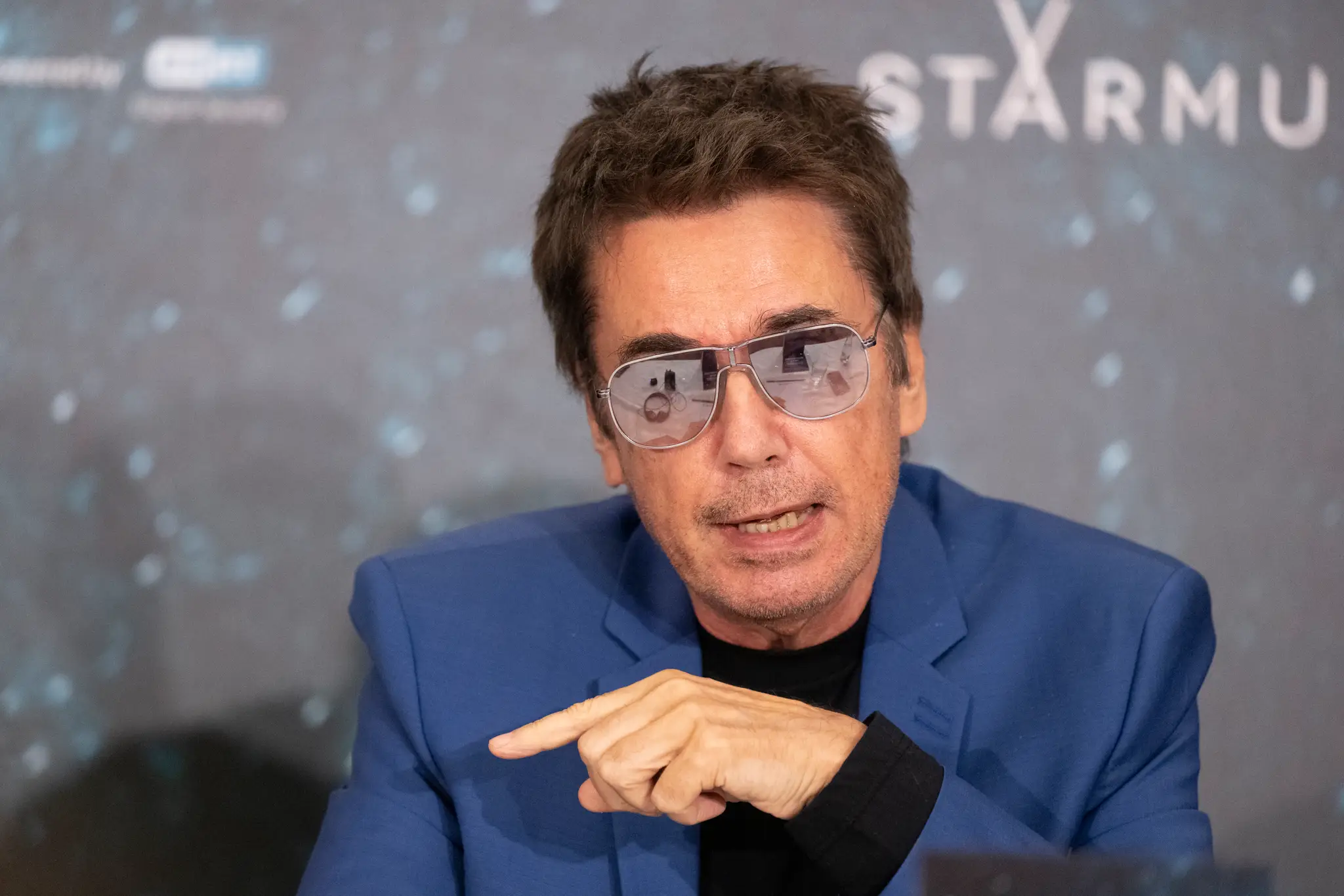 Na snímke francúzsky hudobník, skladateľ a priekopník elektronickej hudby Jean-Michel Jarre.