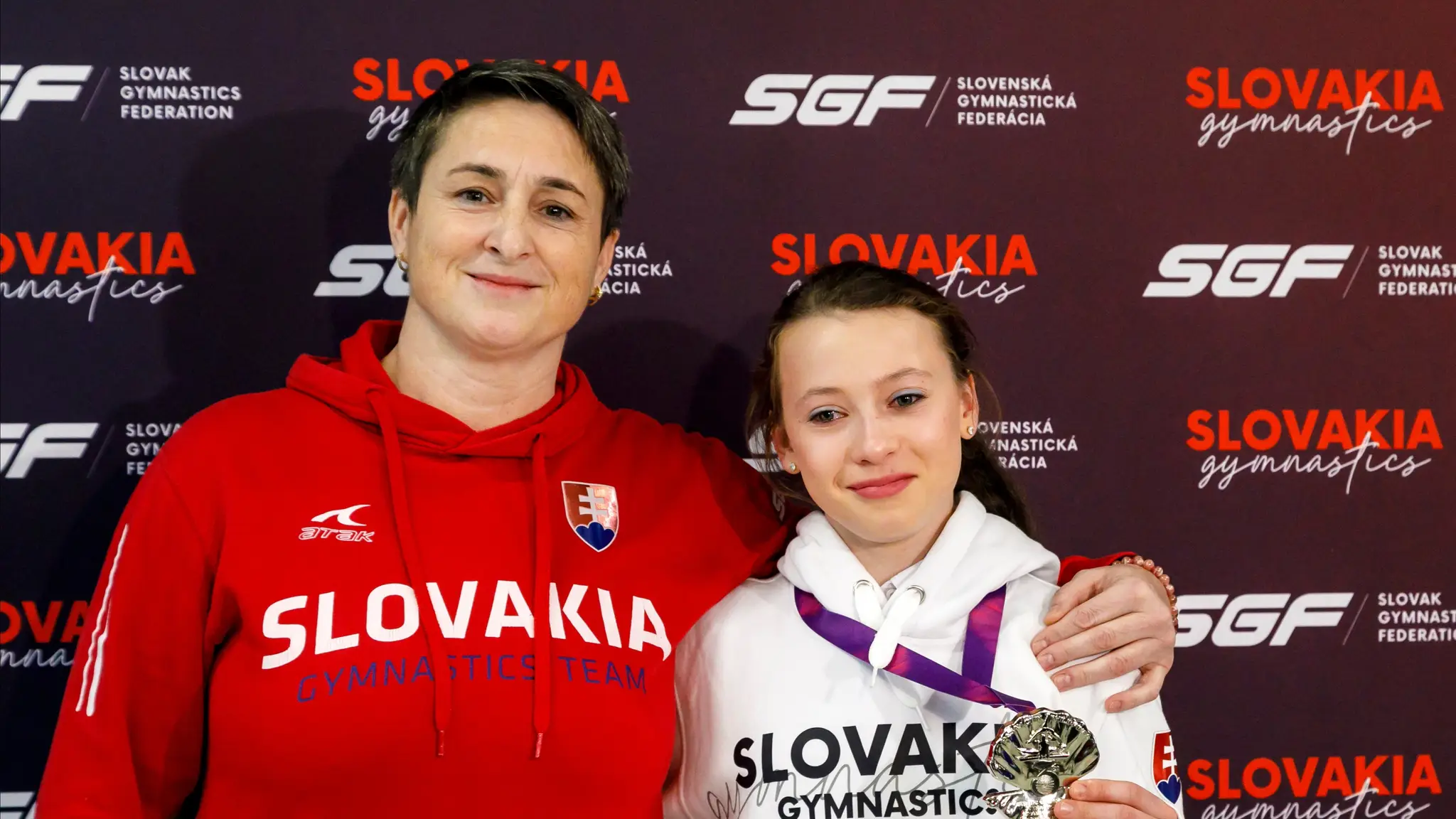 Lucia Piliarová po zisku striebra na juniorských MS