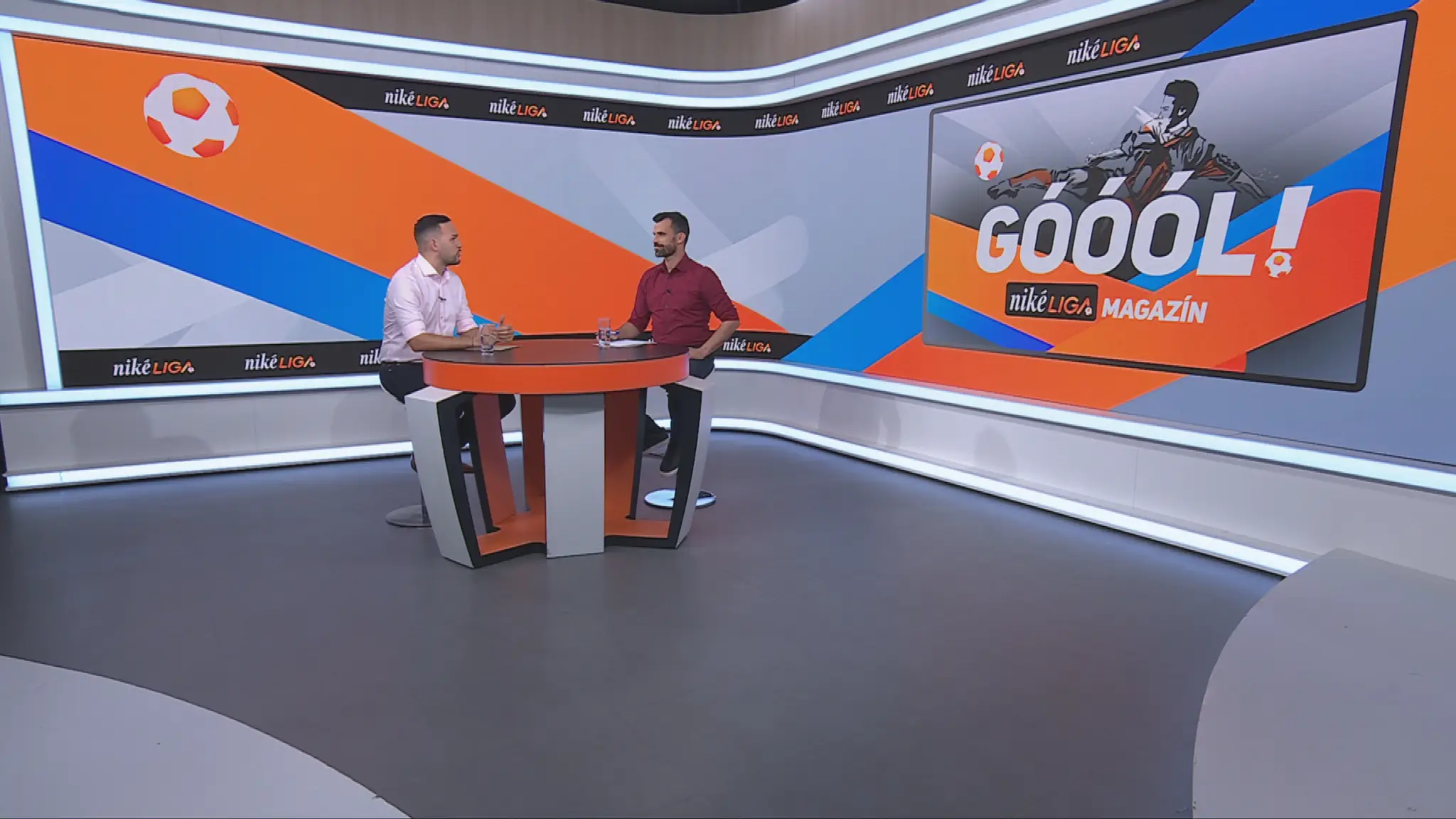 Sprava Martin Mikulič a Andrej Zvolenský.