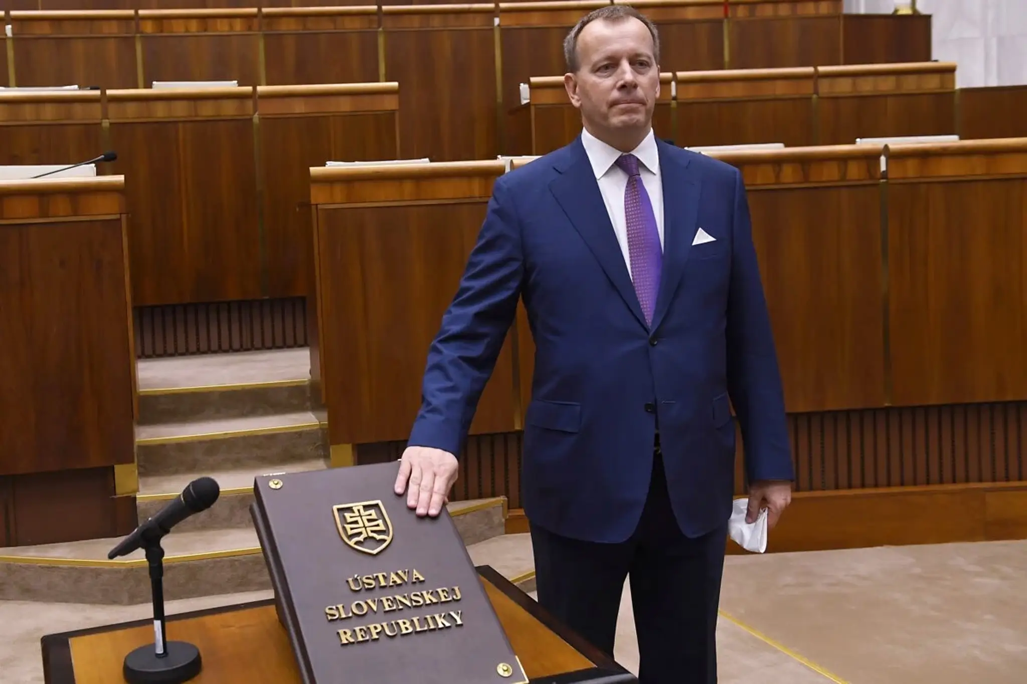 Boris Kollár skladá poslanecký sľub počas ustanovujúcej schôdze parlamentu/20.marec 2020
