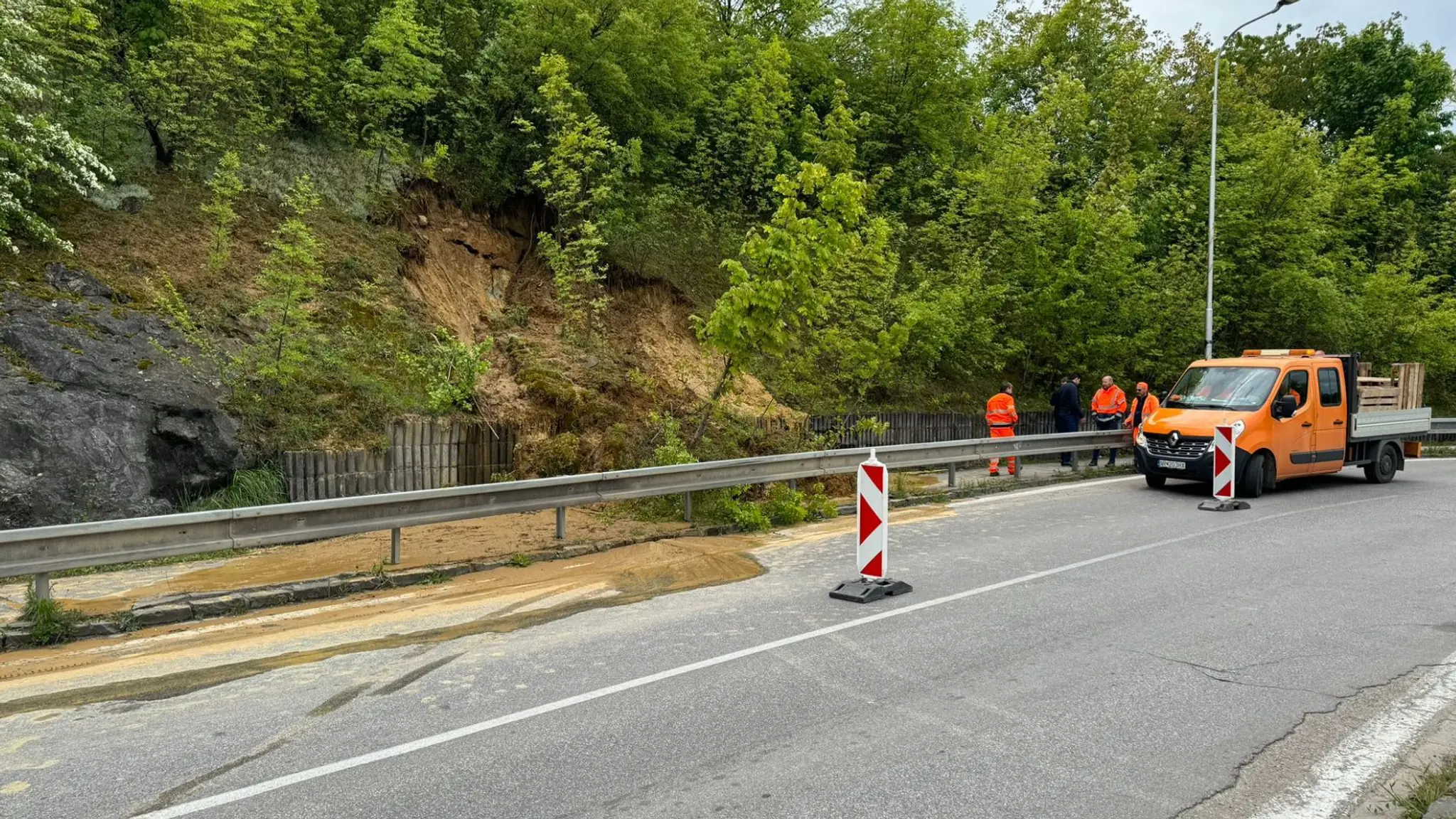 V Nitre sa zosunul svah.