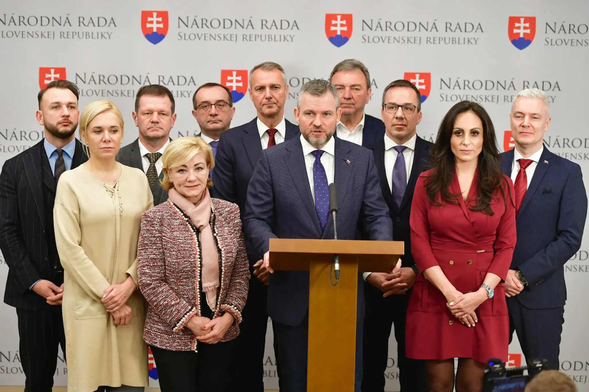 Poslanci Hlasu.
