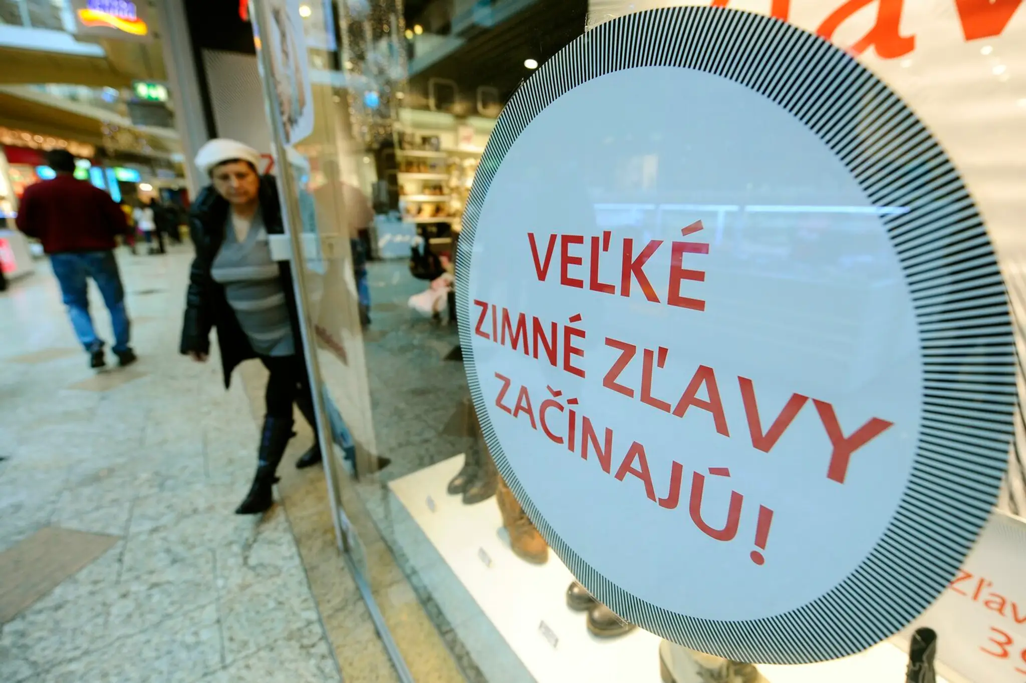 Povianočné zľavy v obchodoch
