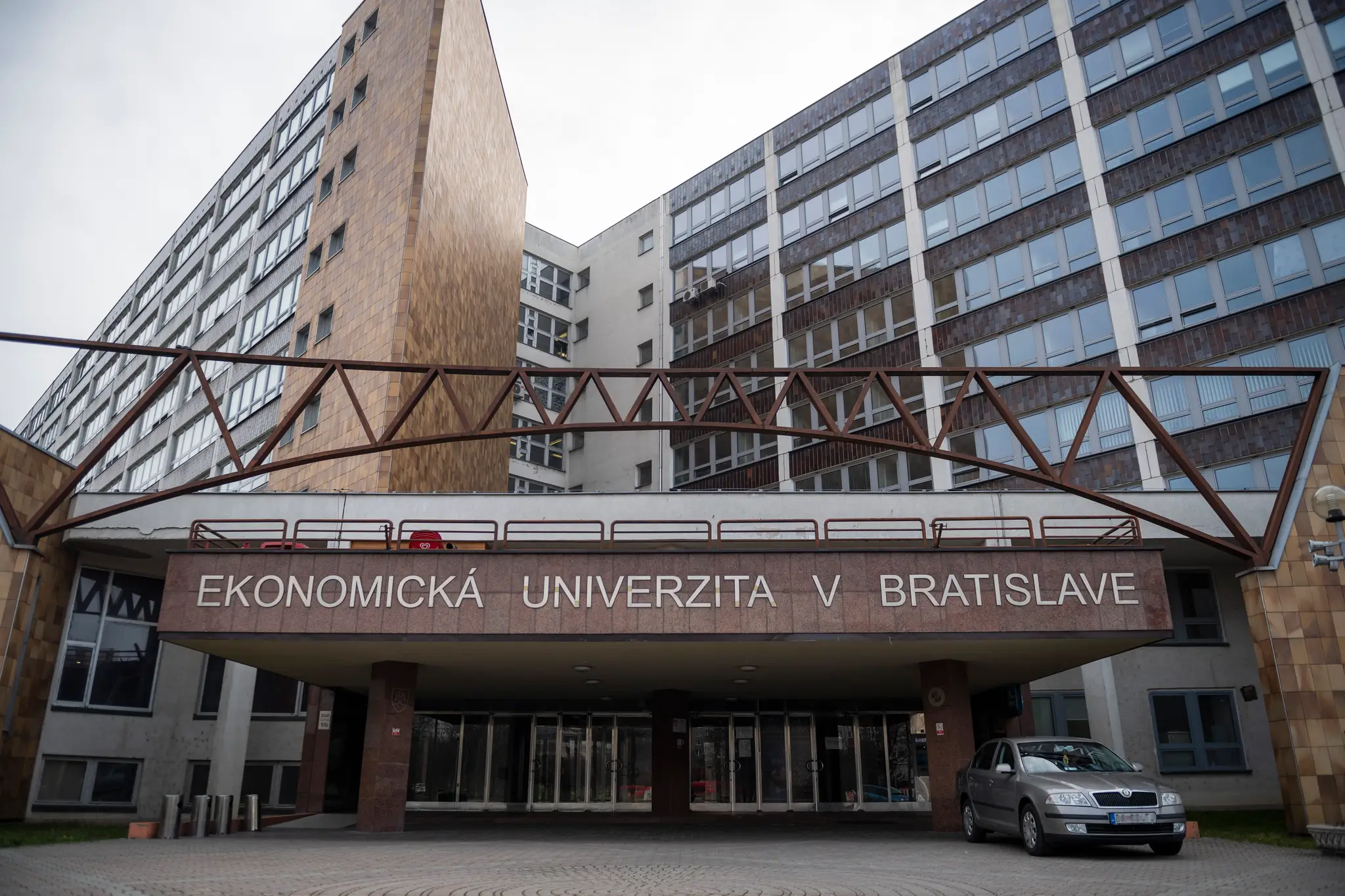 Ekonomická univerzita 