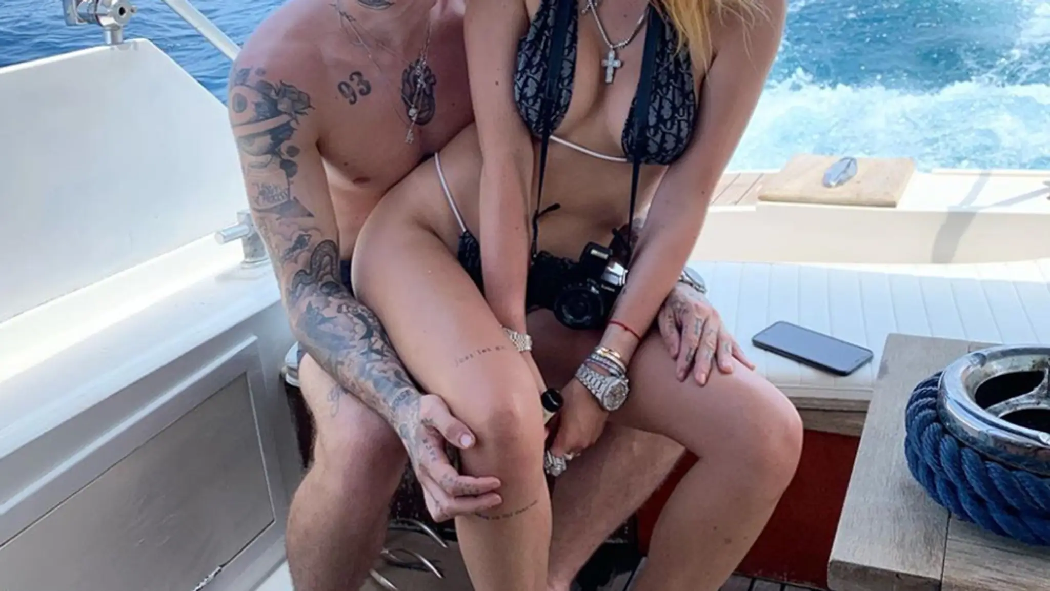 Rachel McCord a jej plavky neplavky. 