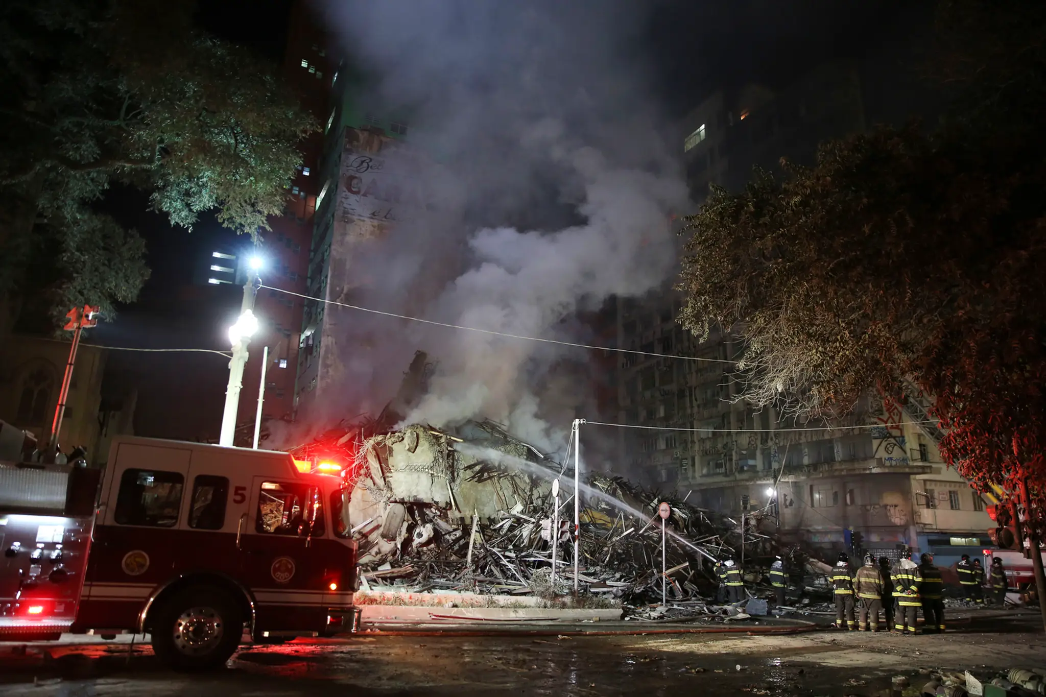 Zrútená budova v Sao Paolo.