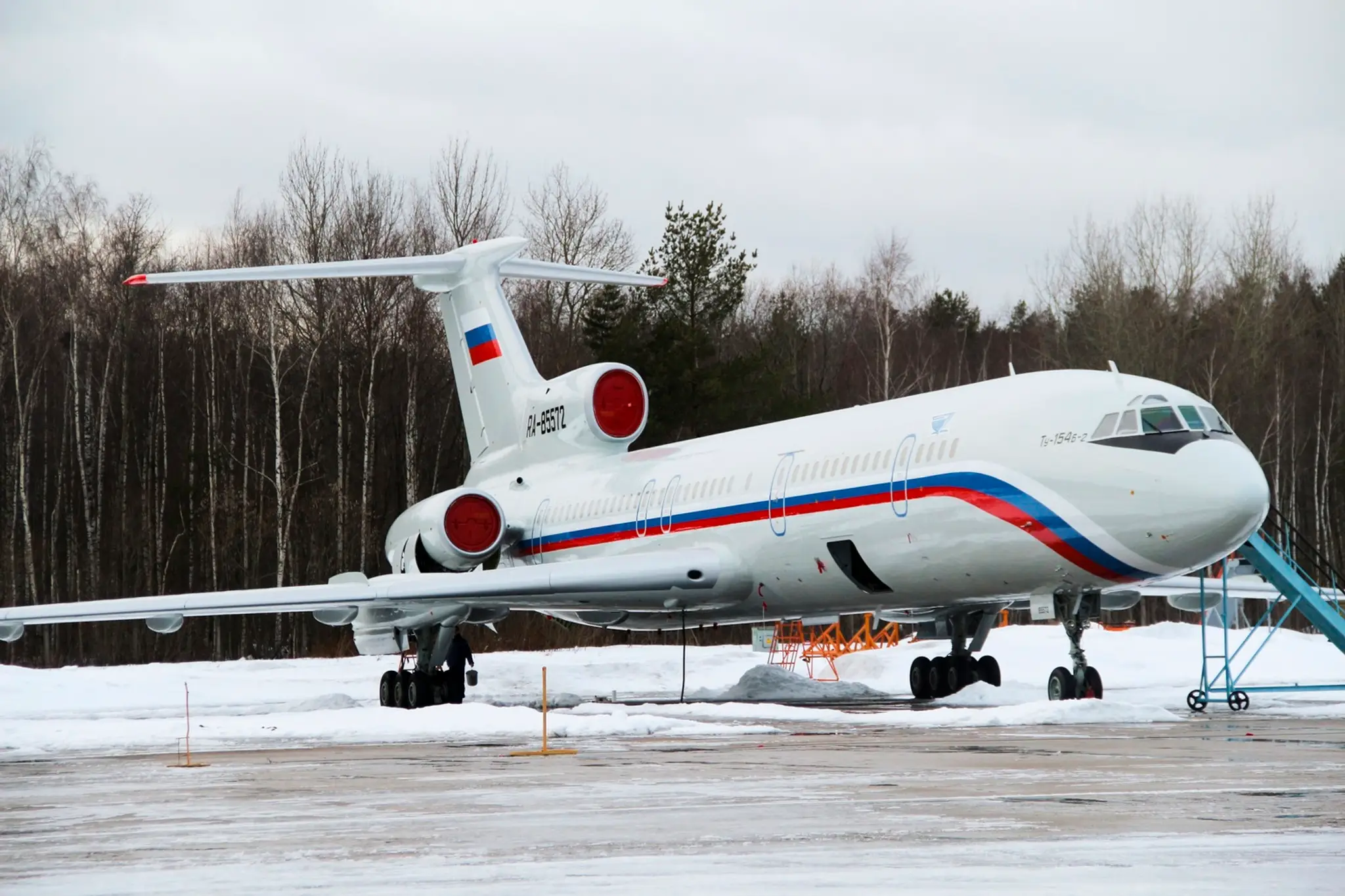 TU - 154.