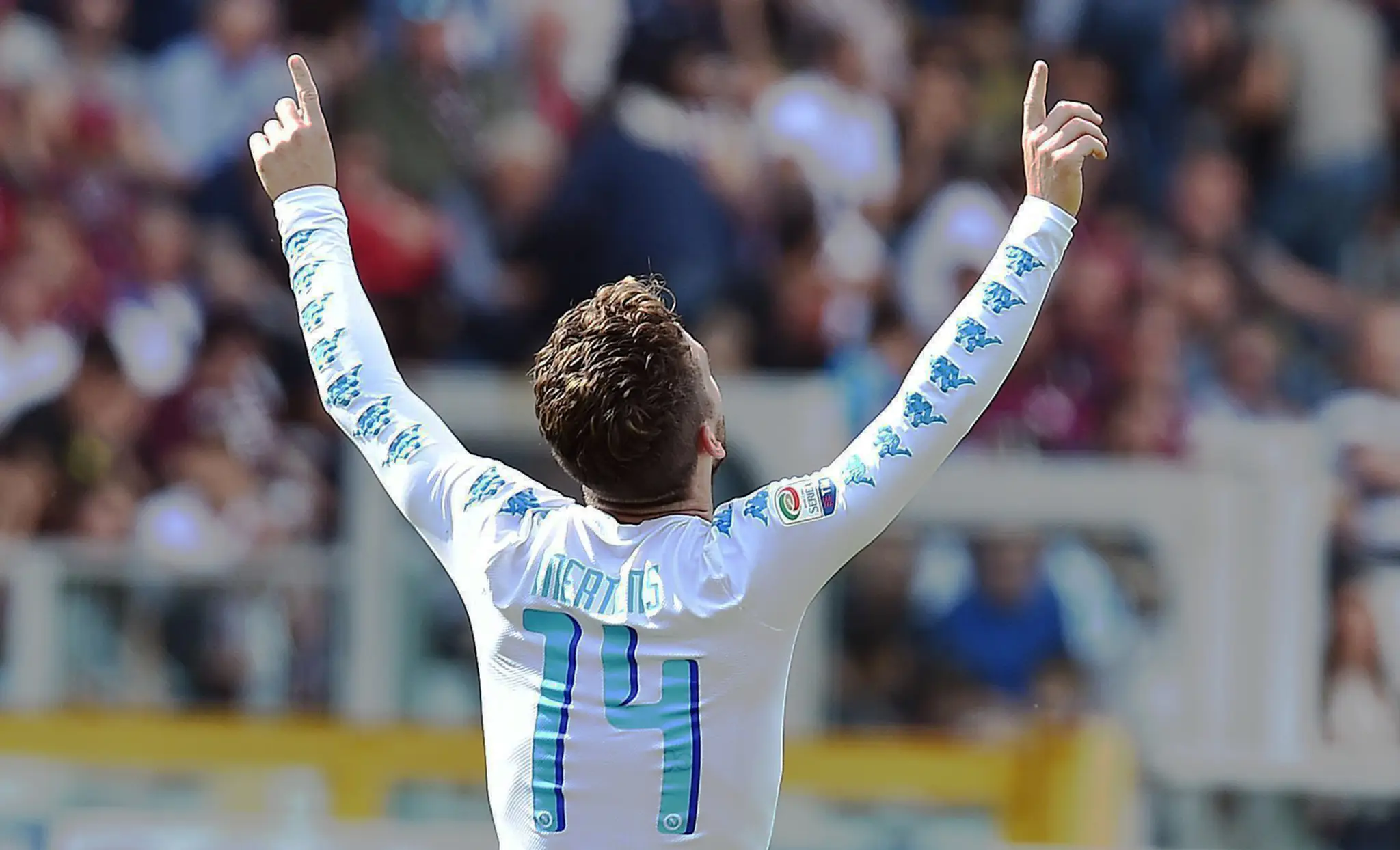 Dries Mertens oslavuje svoj gól.