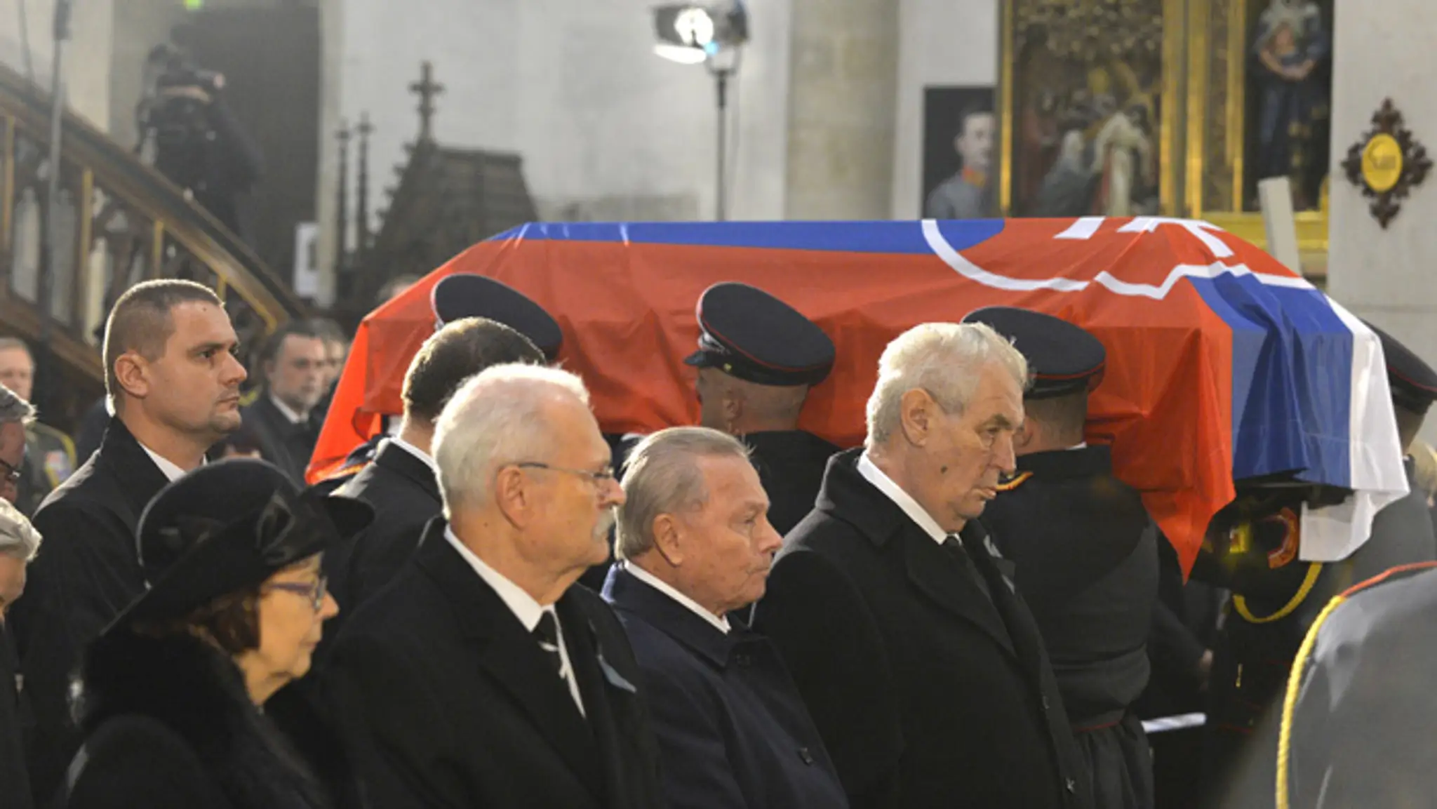 Exprezidenti Ivan Gašparovič, Rudolf Schuster a český prezdient Miloš Zeman. 