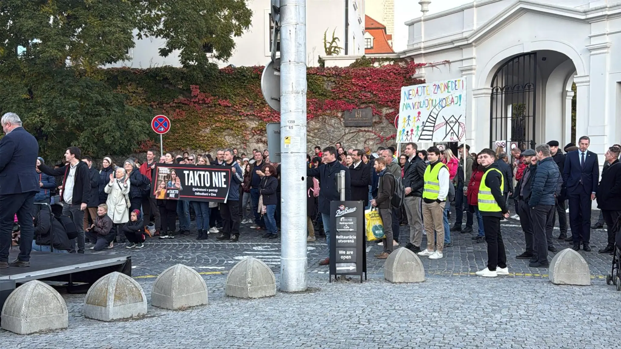 Protest proti školským novelám