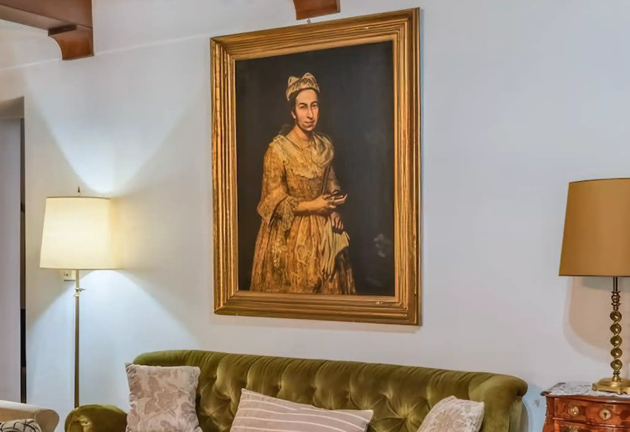 Portrét grófky Colleoni od neskorobarokového portrétistu Giuseppeho Ghislandiho.