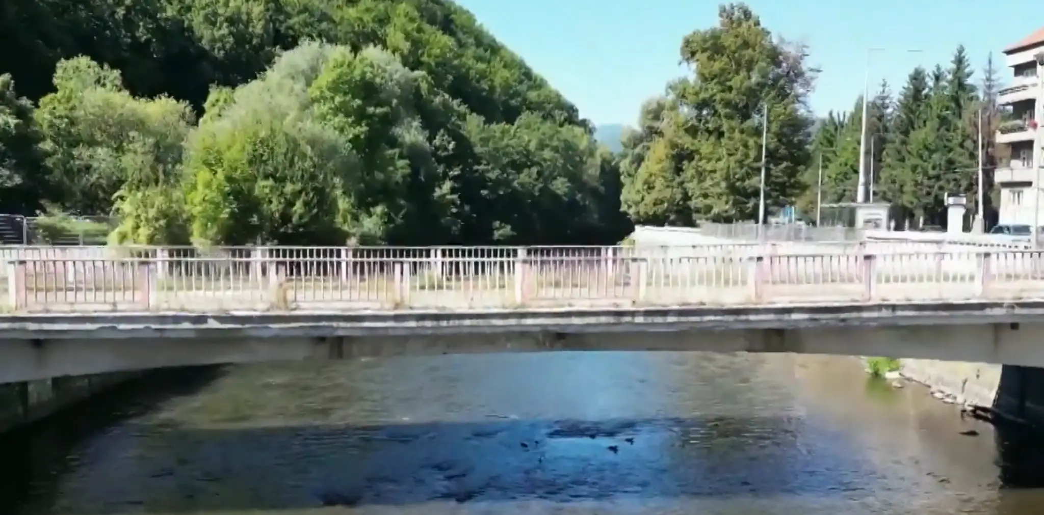 Na snímke starý most v Banskej Bystrici, ktorý zbúrajú.