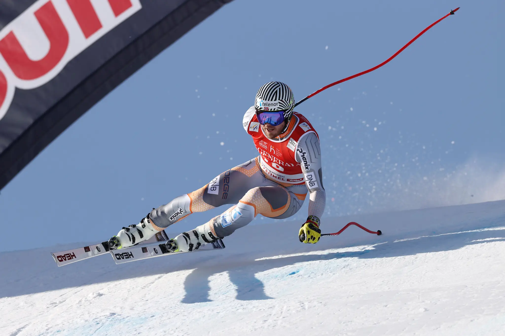 Nórsky lyžiar Kjetil Jansrud počas pretekov Svetového pohára.