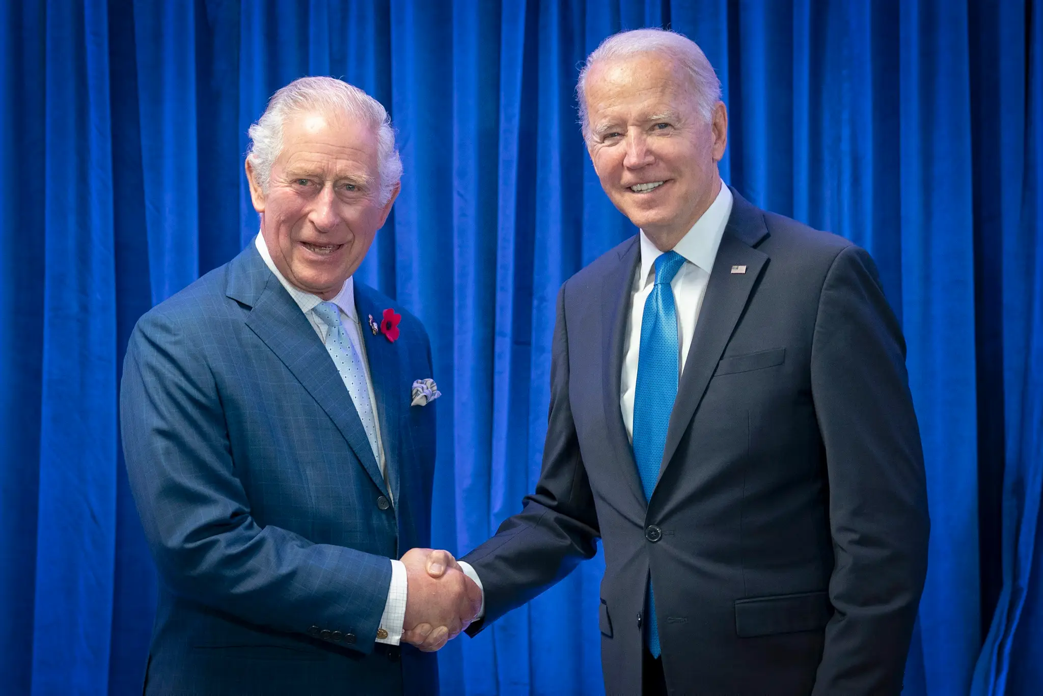 Spraa Joe Biden a kráľ Karol III.