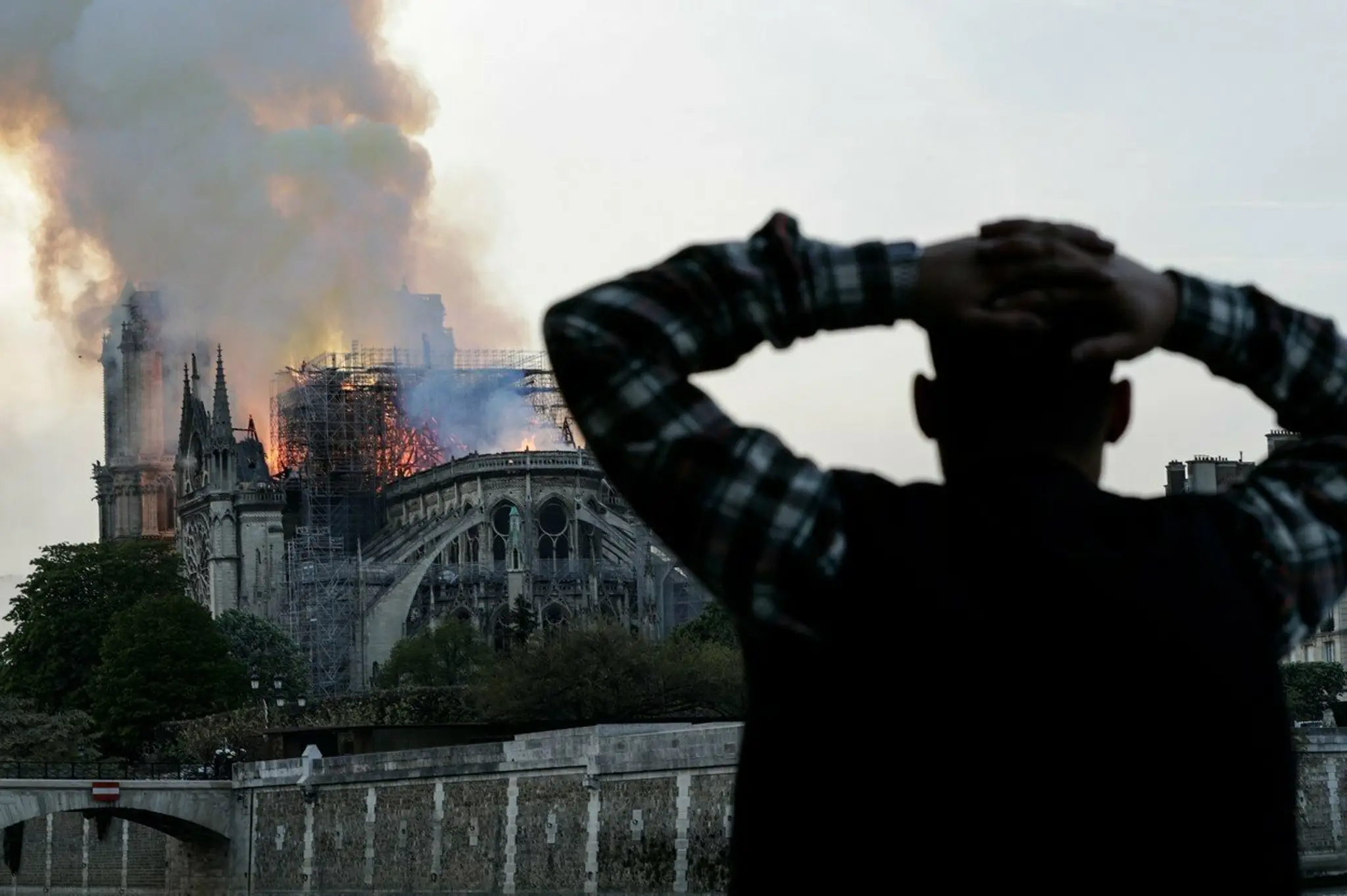 Paríž v smútku po požiari katedrály Notre-Dame