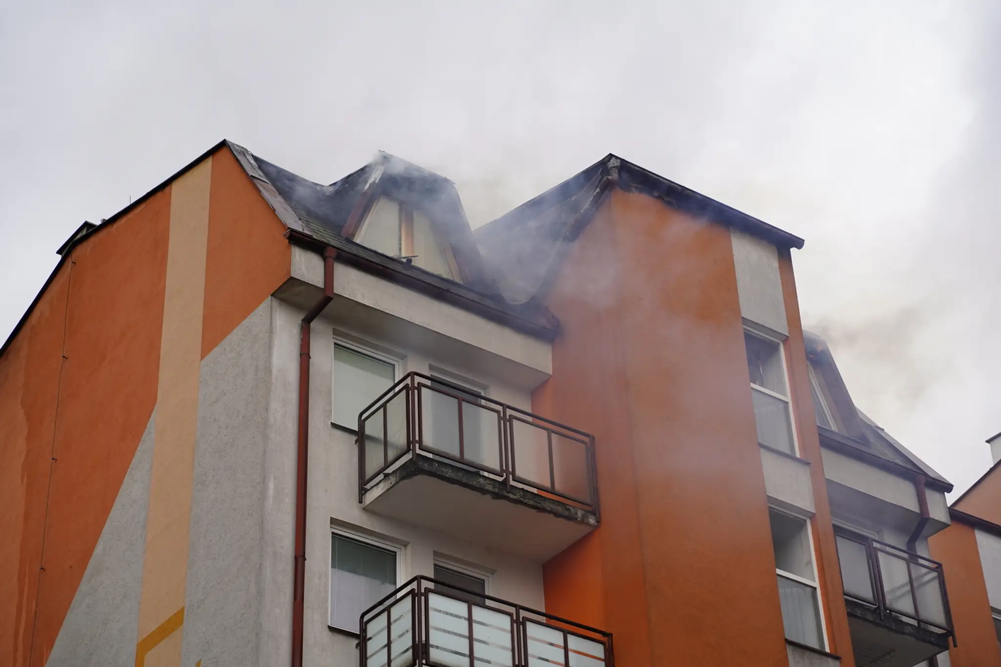 Požiar na sídlisku v Žiline.