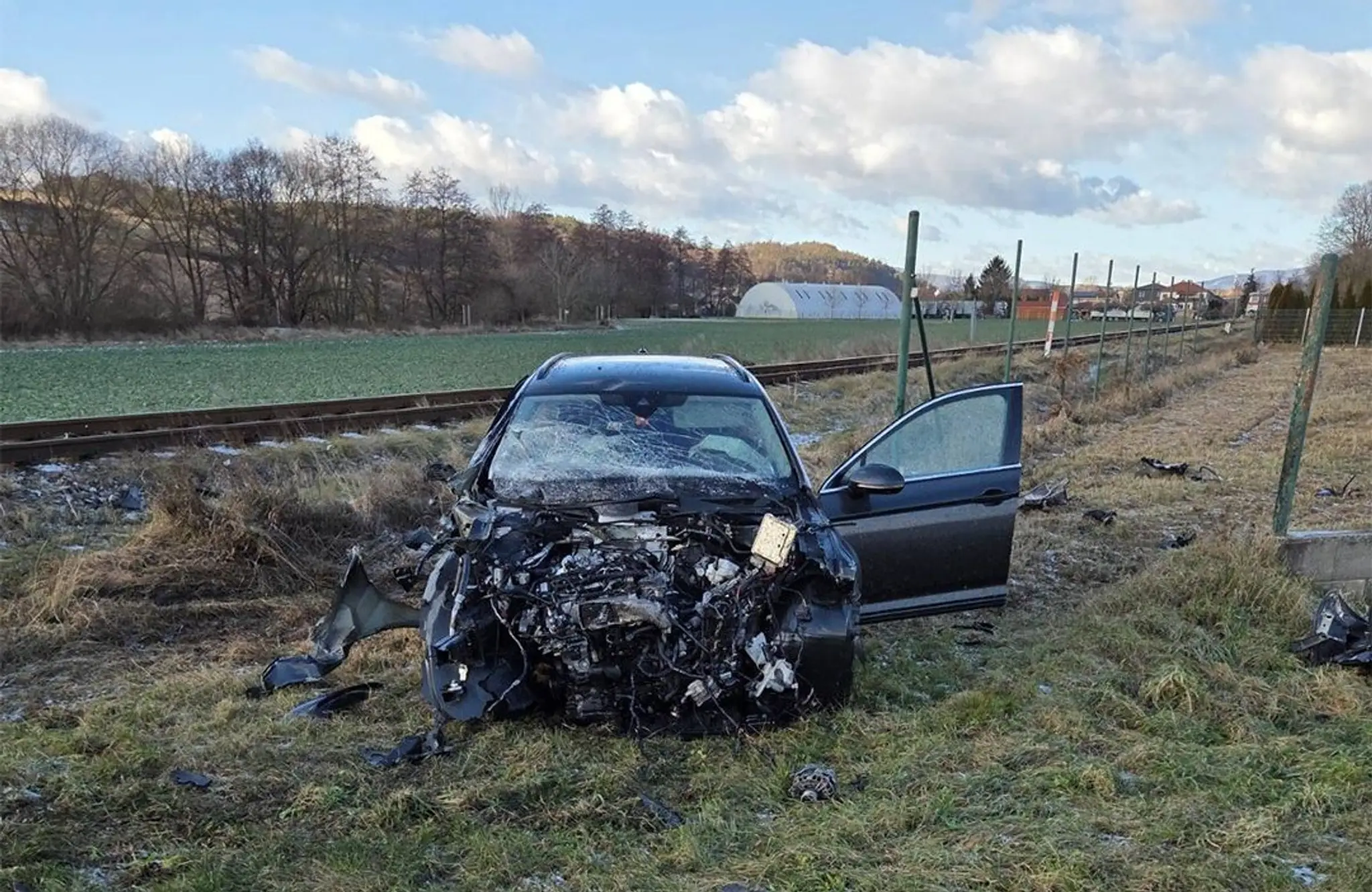 Zrážka vlaku s autom v Bánovciach nad Bebravou