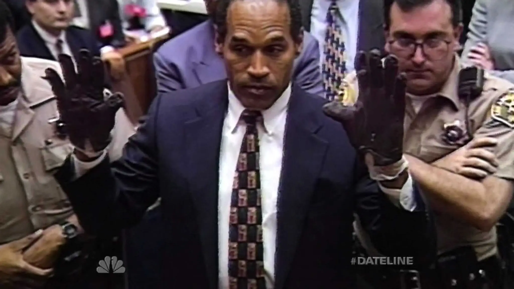 O. J. Simpson na ikonickej archívnej snímke z roku 1995 počas súdneho procesu.
