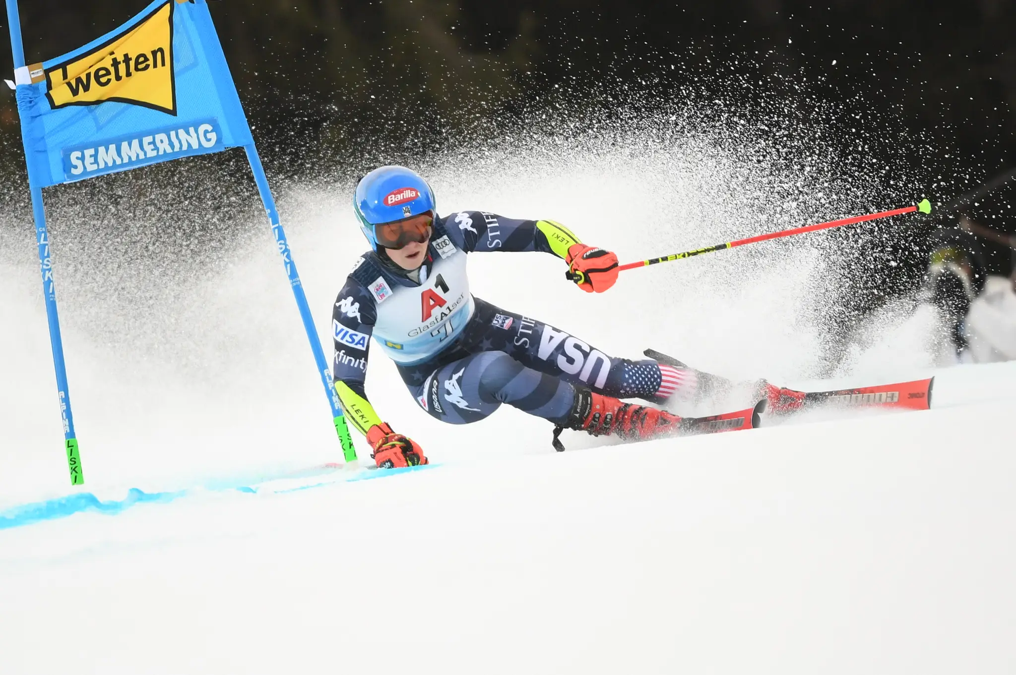 Na snímke americká lyžiarka Mikaela Shiffrinová v prvom kole obrovského slalomu žien Svetového pohára v alpskom lyžovaní v rakúskom Semmeringu