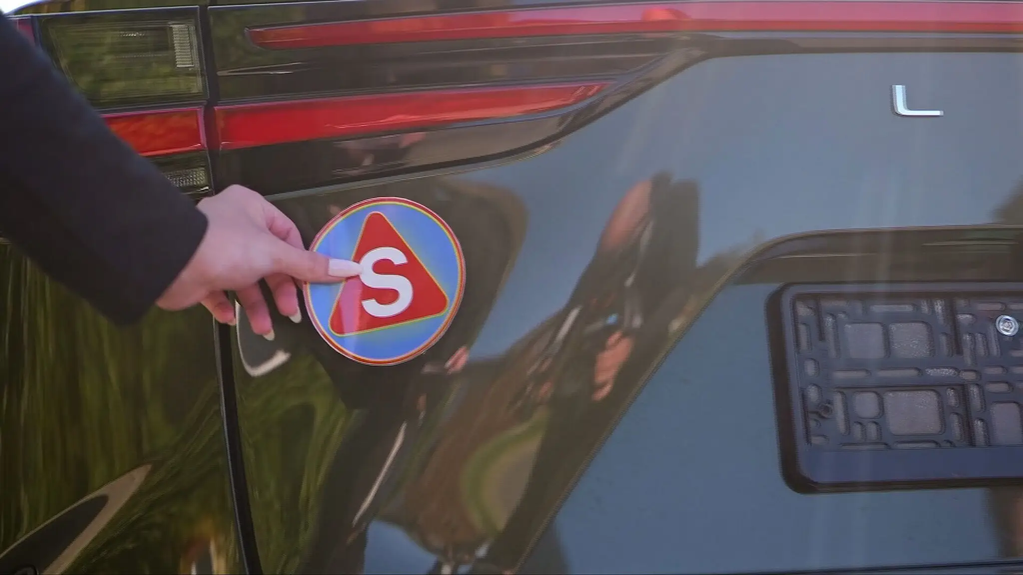 Nálepka na auto pre seniorov
