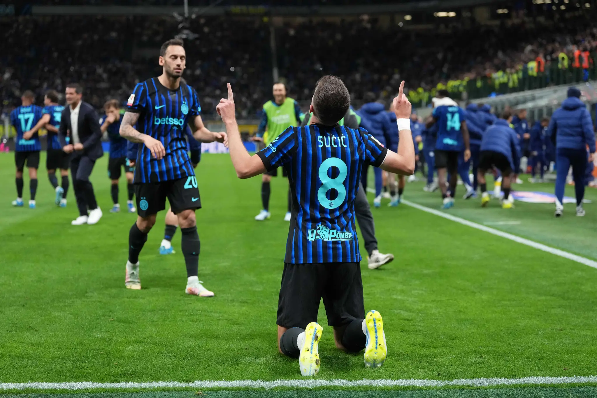 Futbalisti Interu Miláno postúpili do finále pohára.