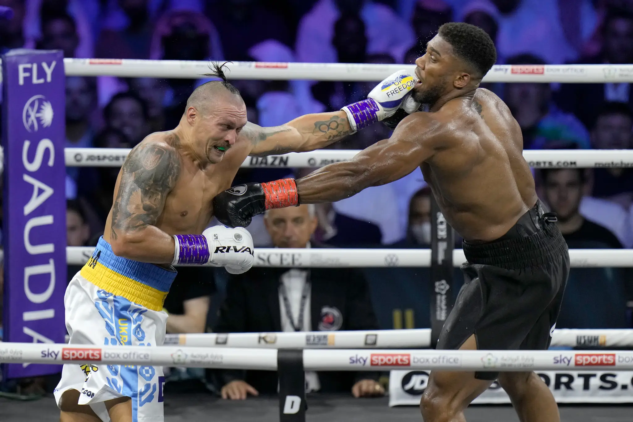 Anthony Joshua vs. Oleksandr Usyk.