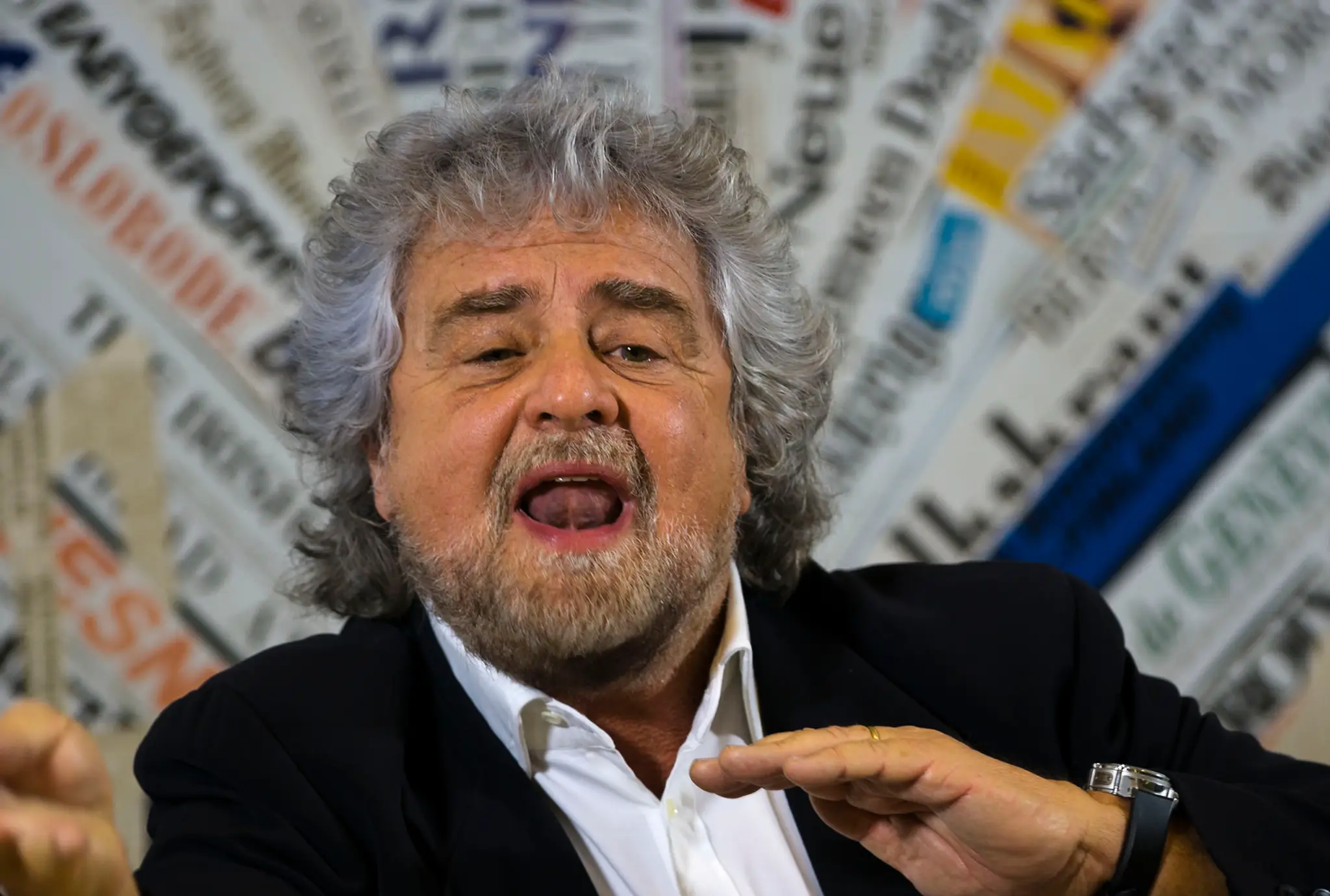 Komik Beppe Grillo.