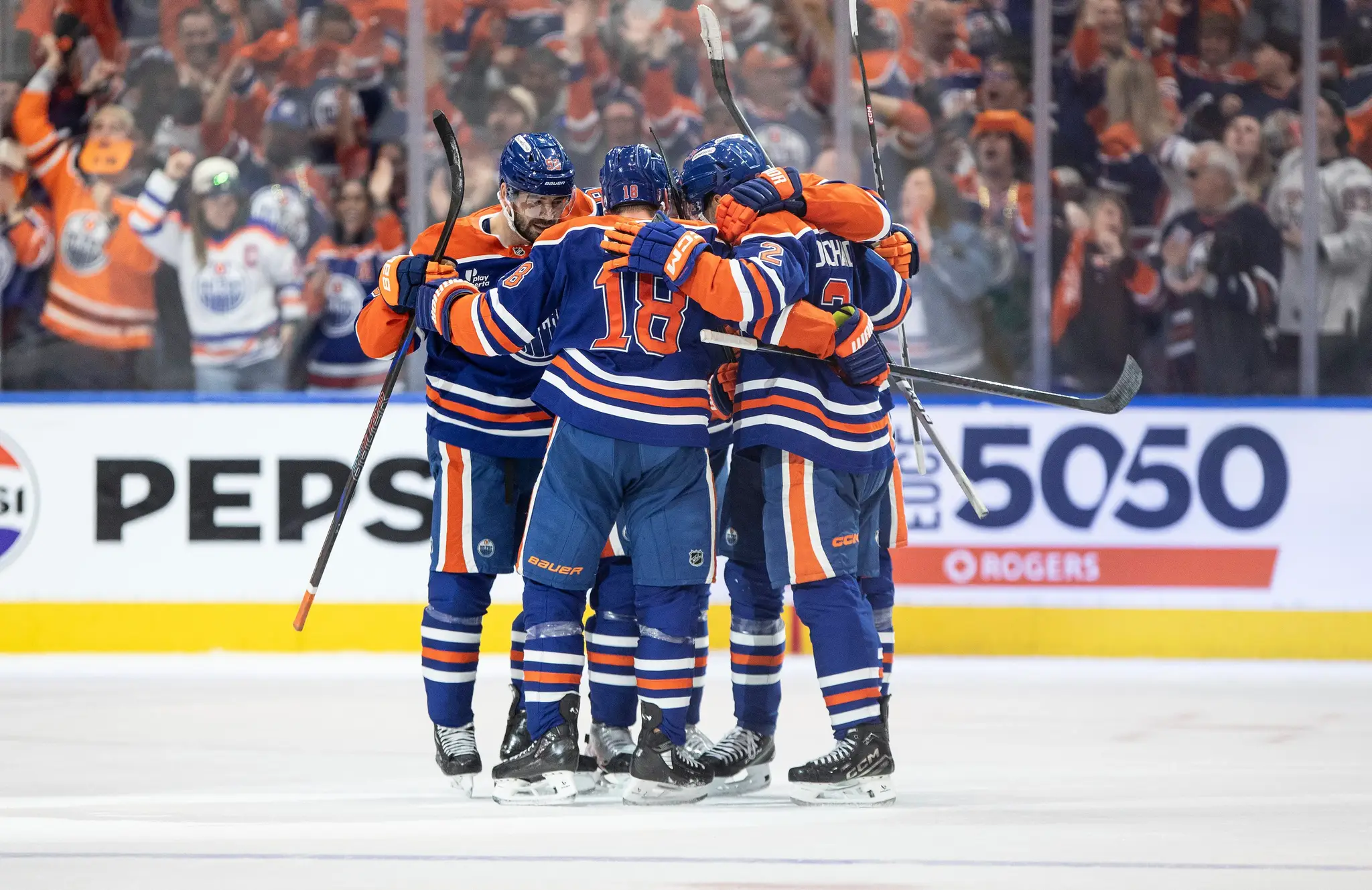 Gólová radosť hokejistov Edmontonu.