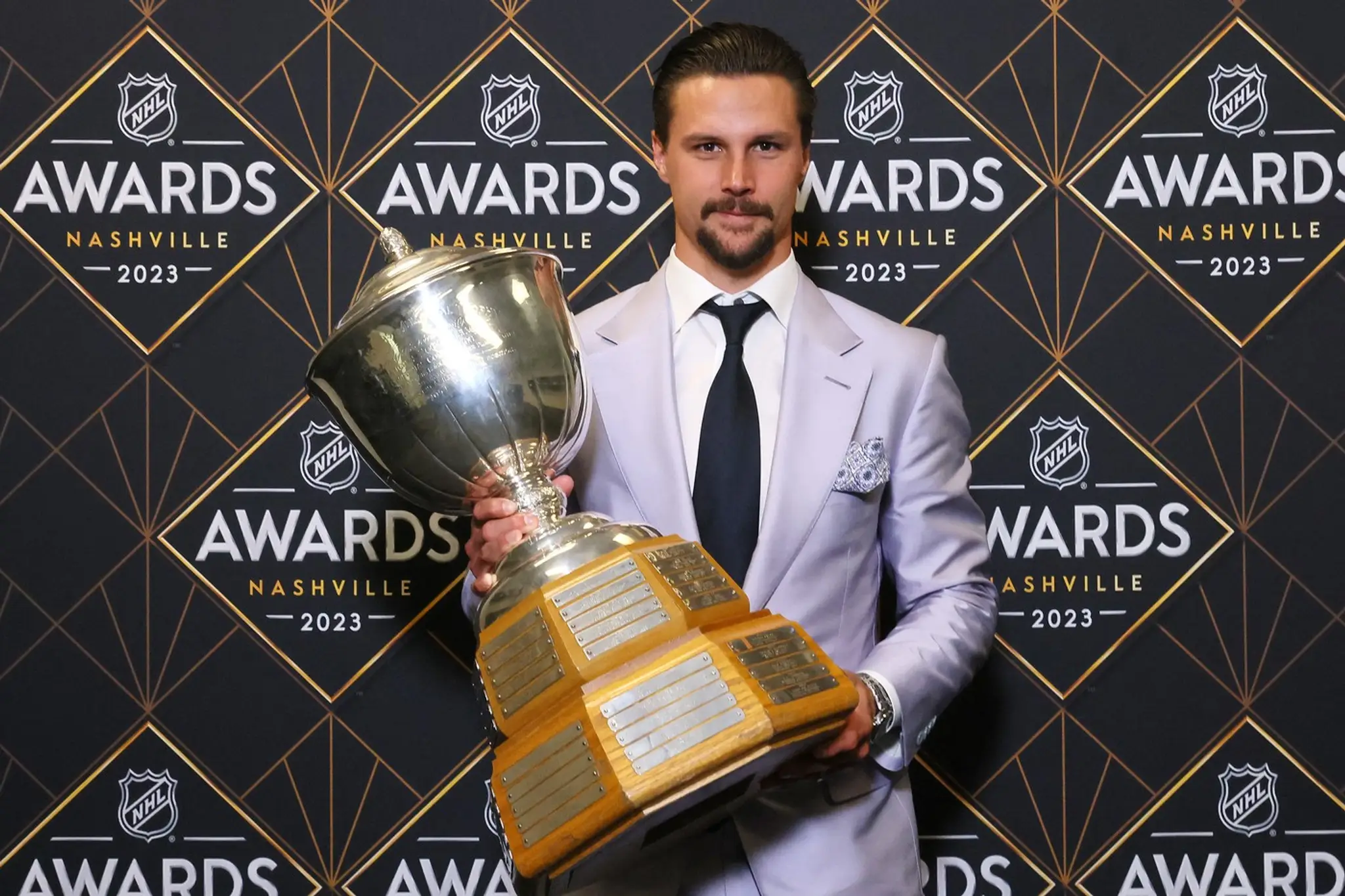 Erik Karlsson.