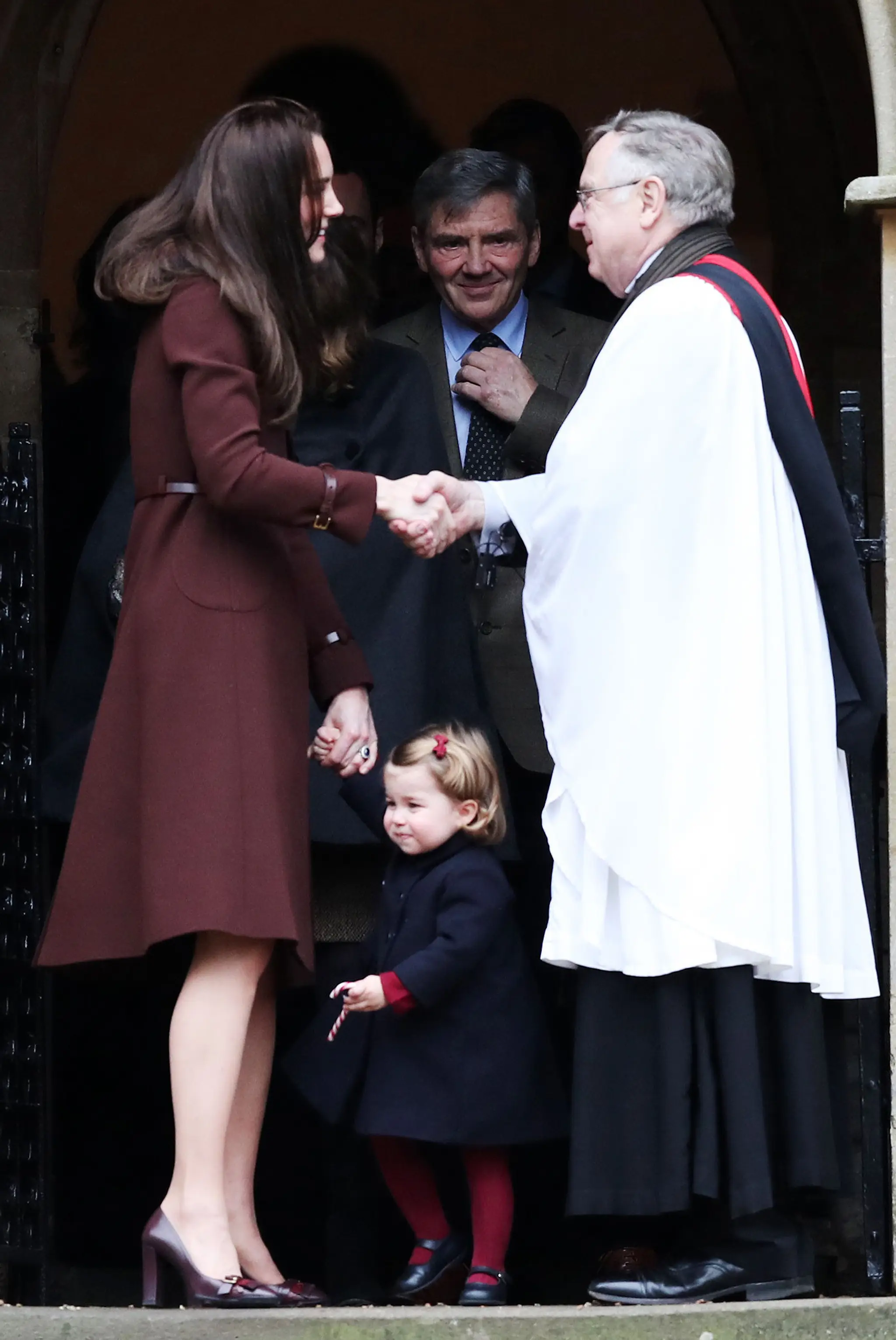 Rozkošný George a Charlotte v kostole. Ich rodičia porušili kráľovskú tradíciu