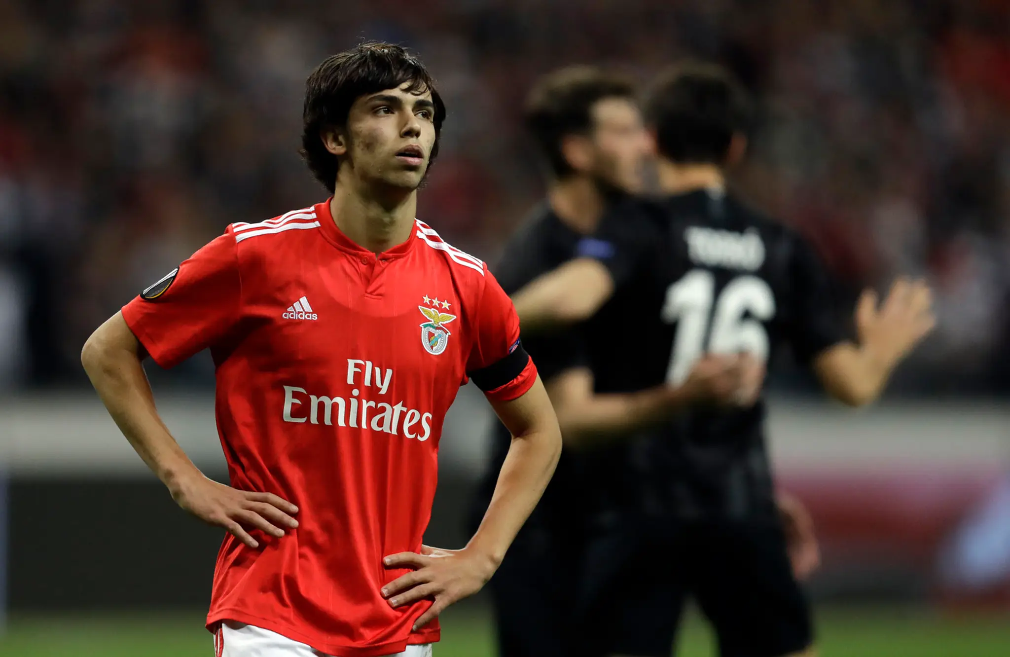 Joao Félix z Benficy Lisabon reaguje po odvete štvrťfinále EL na pôde Eintrachtu Frankfurt.