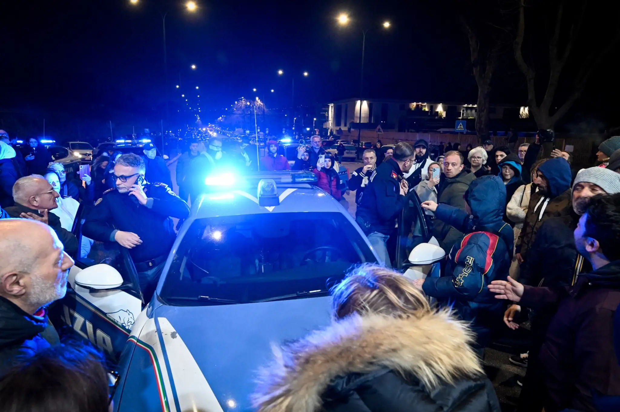 FOTO+VIDEO: Oblasť európskeho supervulkánu zasiahla séria zemetrasení, ľudia utekali do krytov