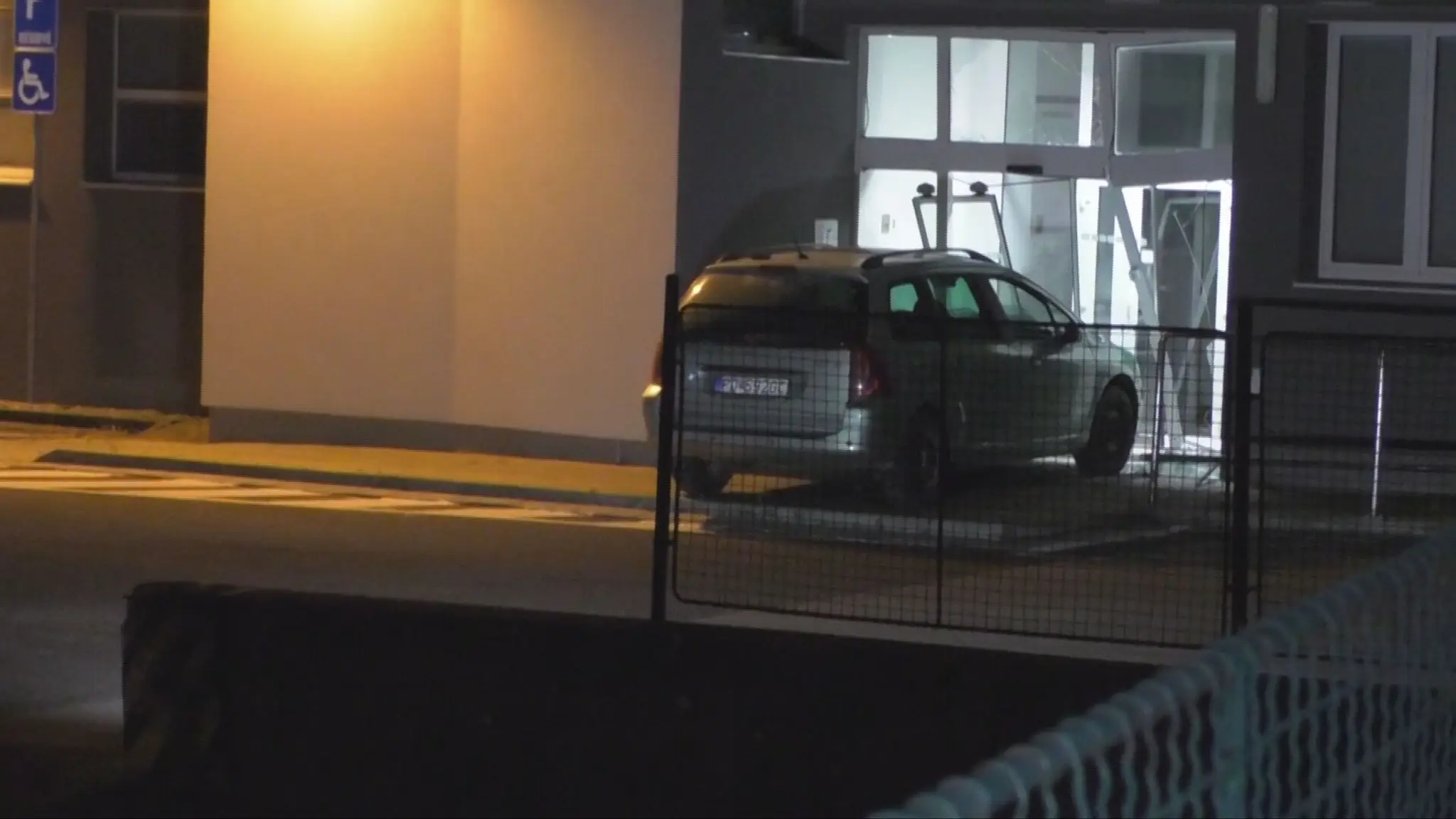 Náraz do policajnej stanice