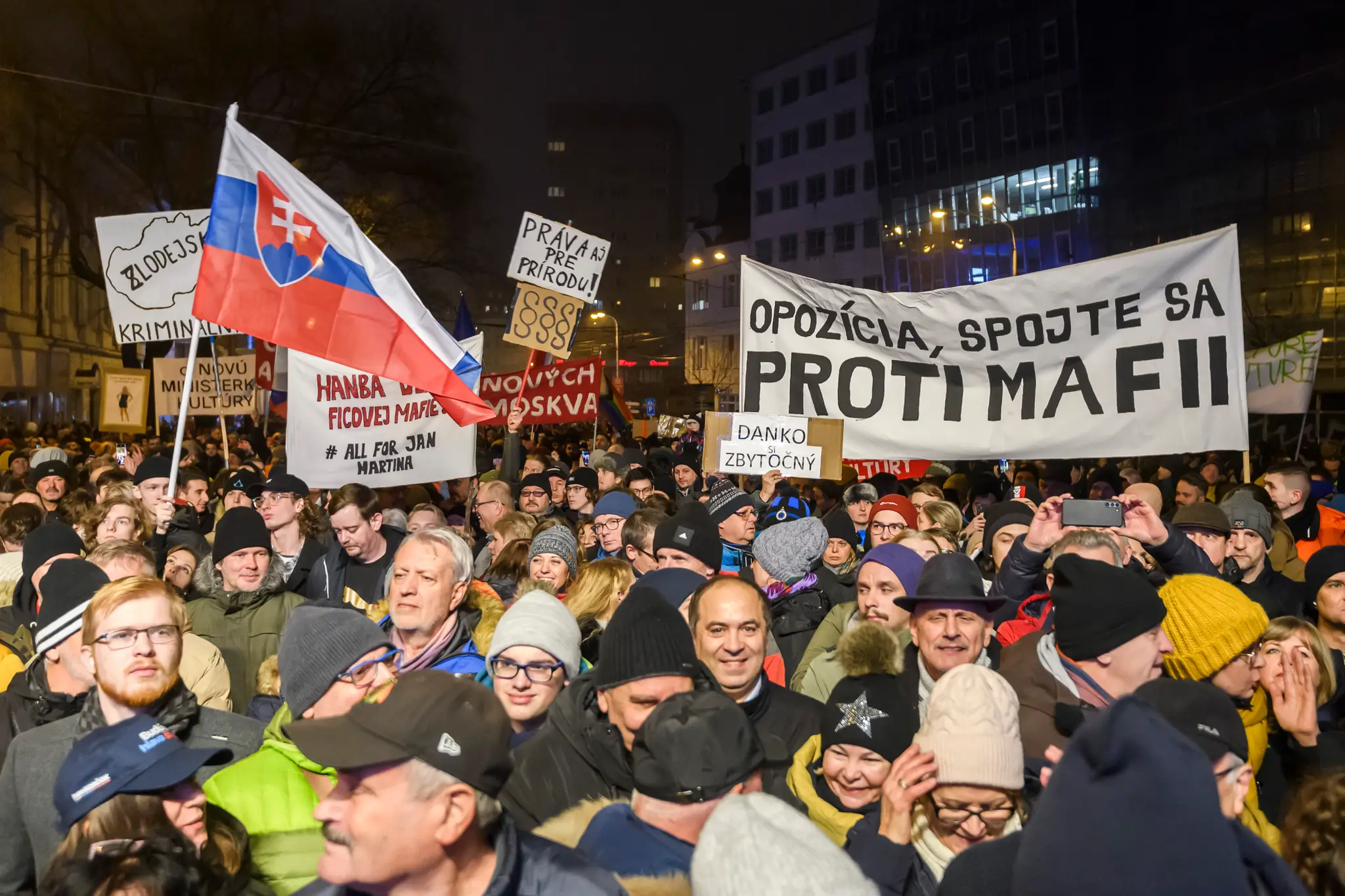 Opozičné protesty v Bratislave.