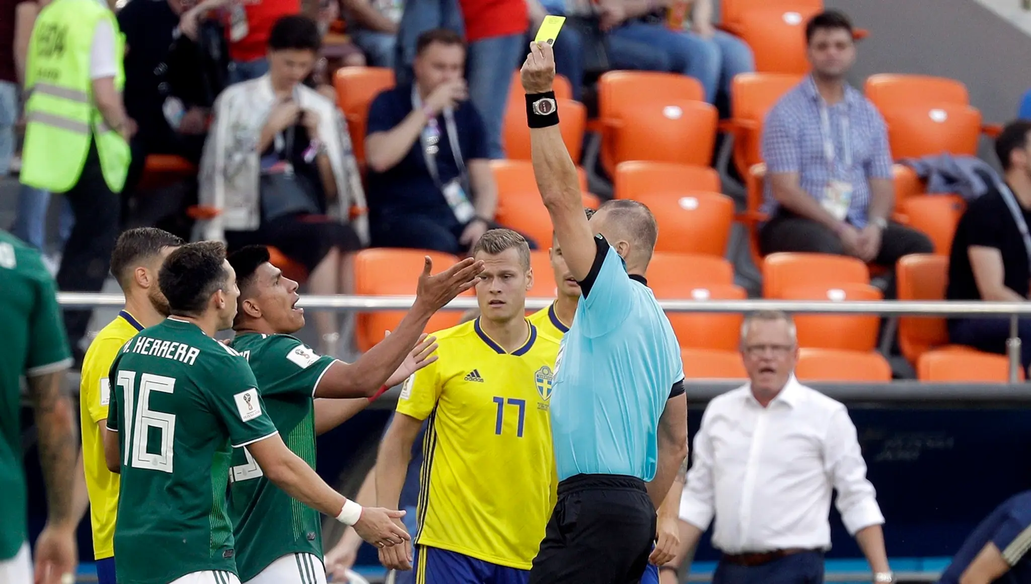 Mexický futbalový reprezentant Jesus Gallardo dostal najrýchlejšiu žltú kartu v histórii majstrovstiev sveta.