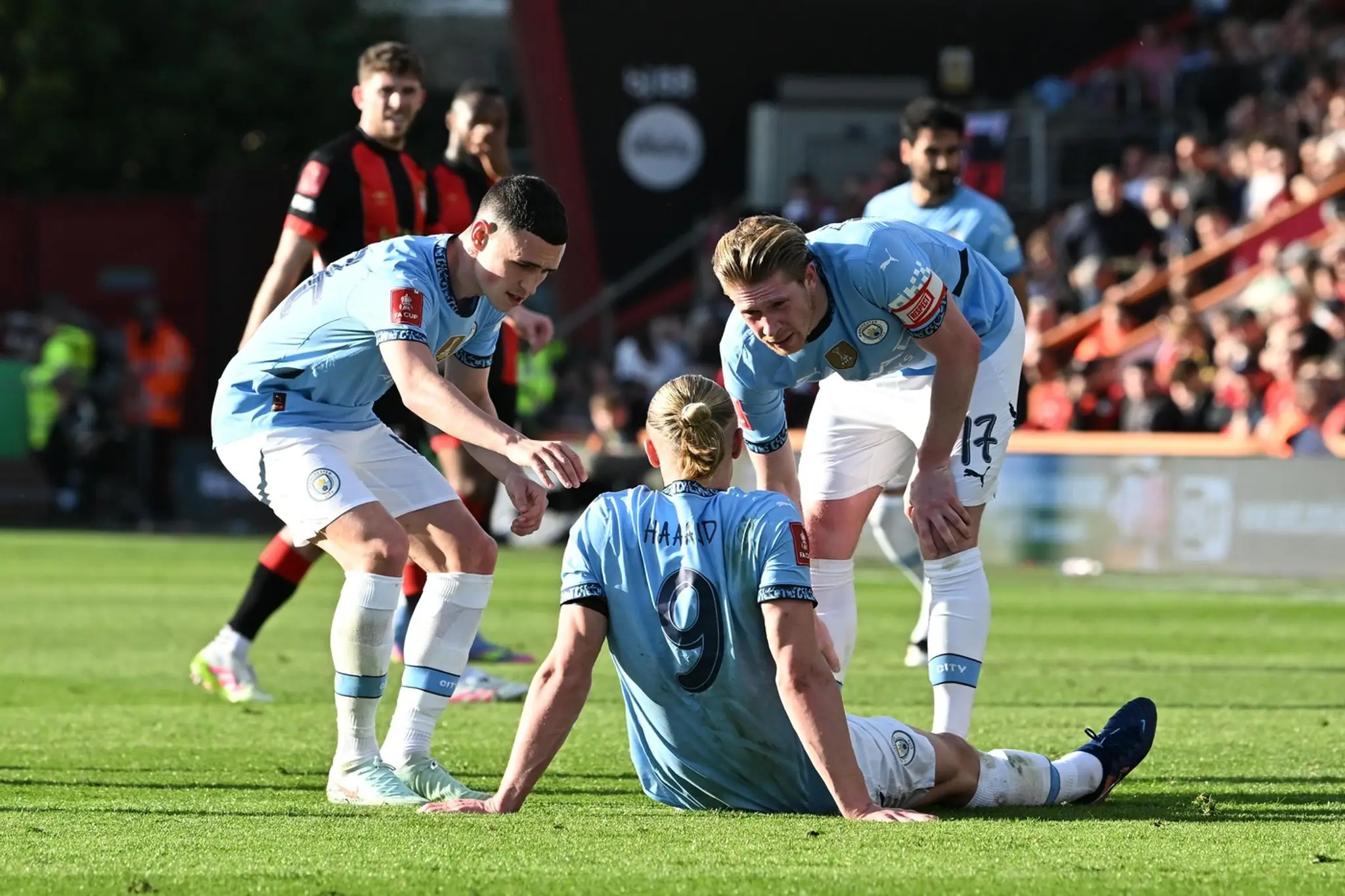 Kevin de Bruyne (vpravo) sa po sezóne rozlúči s Manchestrom City