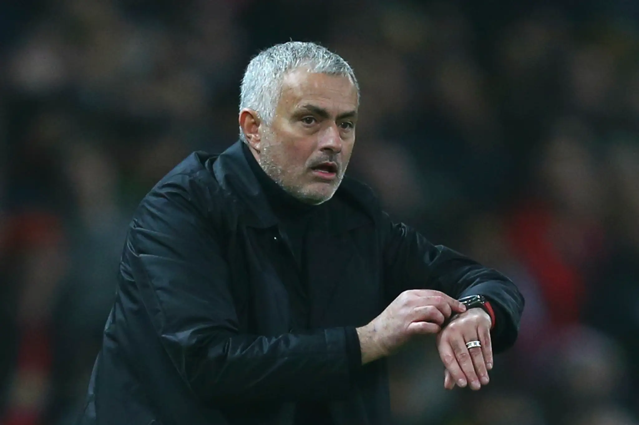Kouč Manchesteru United José Mourinho v zápase proti Arsenalu.
