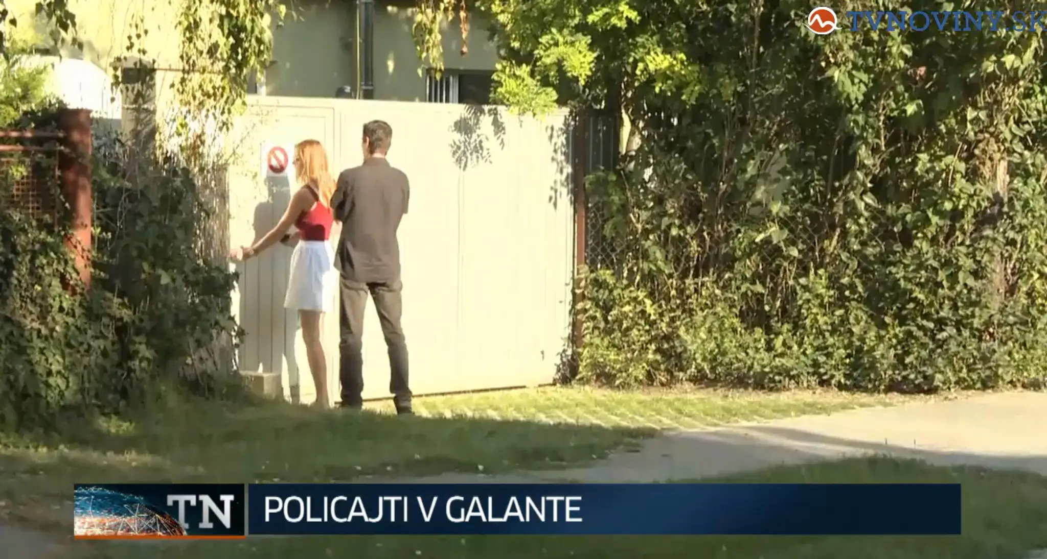 Policajti v Galante.