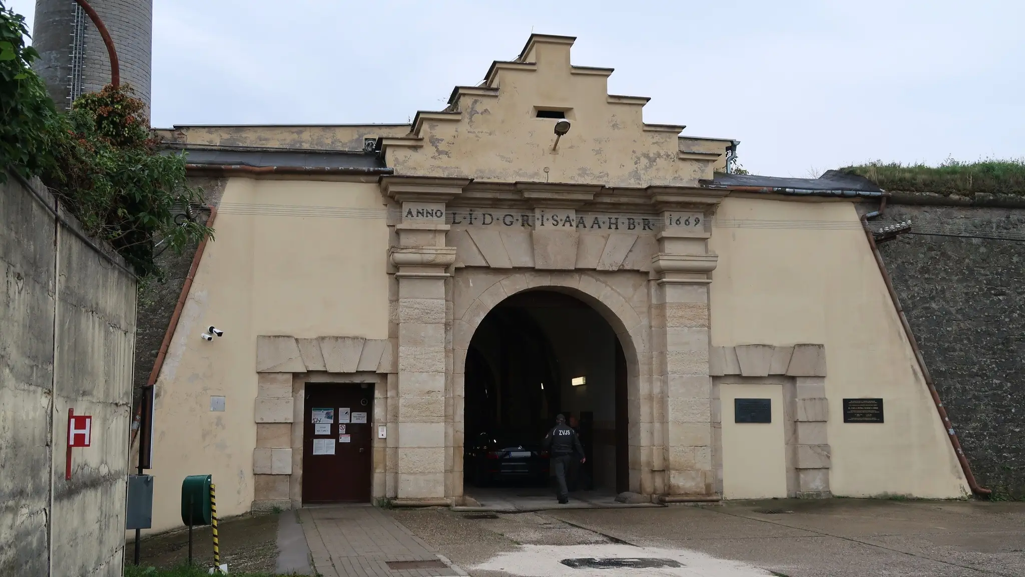 Väznica v Leopoldove